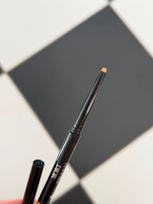 DIOR Diorshow Stylo (556)
24H-Wear Waterproof Eyeliner - Intense Color, Creamy Texture