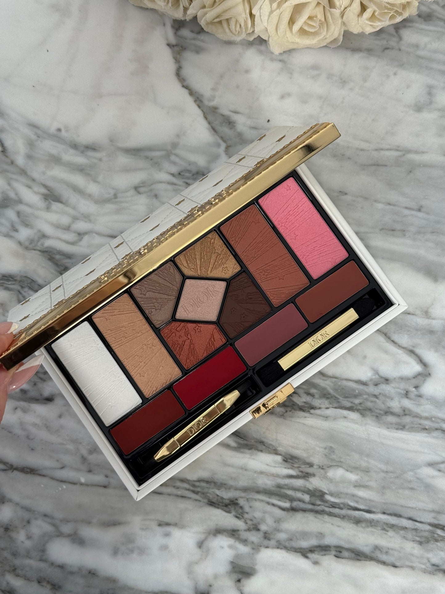 DIOR Couture Palette - Limited Edition
Iconic Makeup Colors - Face, Eyes and Lips