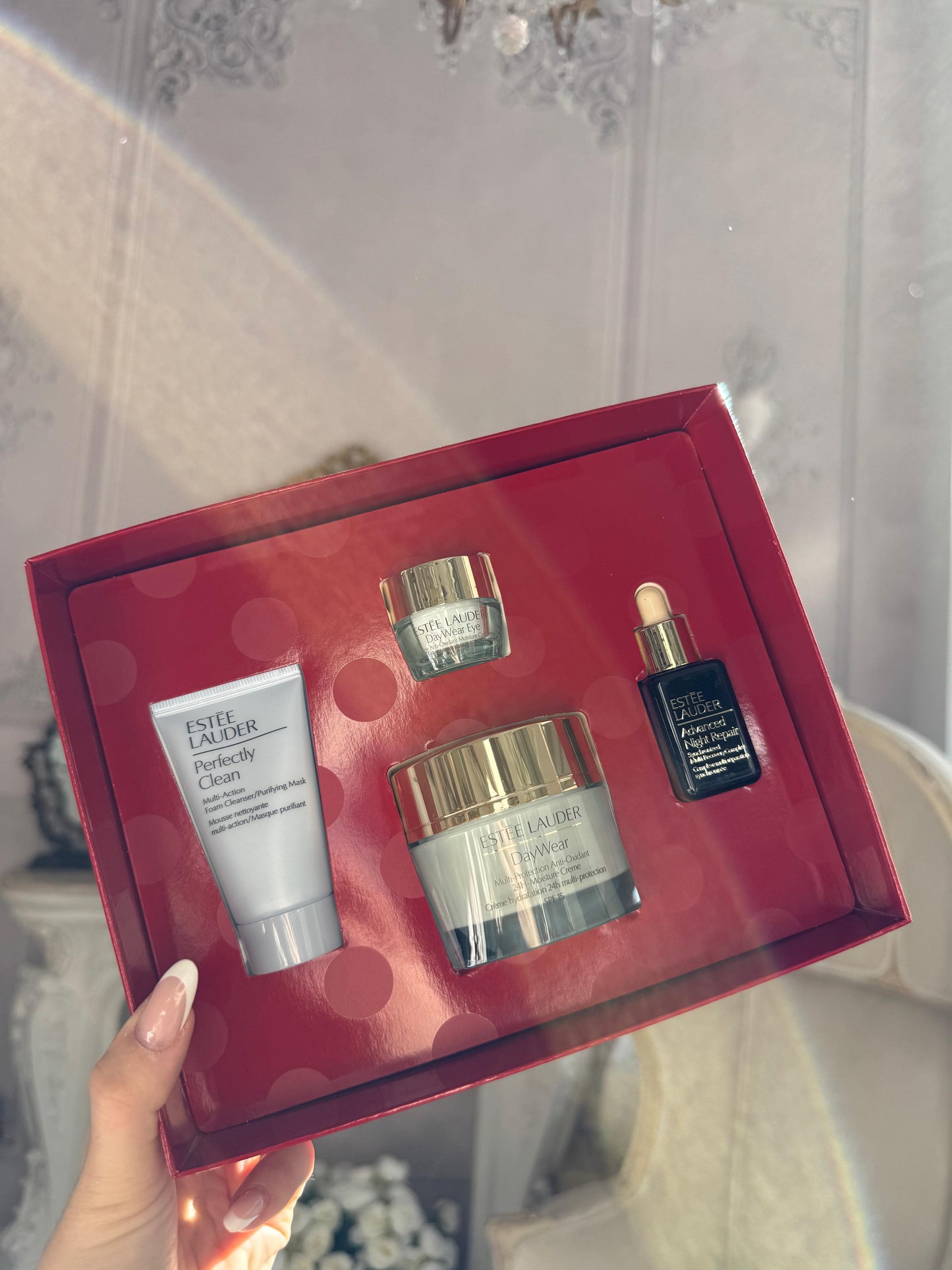 ESTÉE LAUDER Daywear Moisturiser Holiday Skincare Gift Set