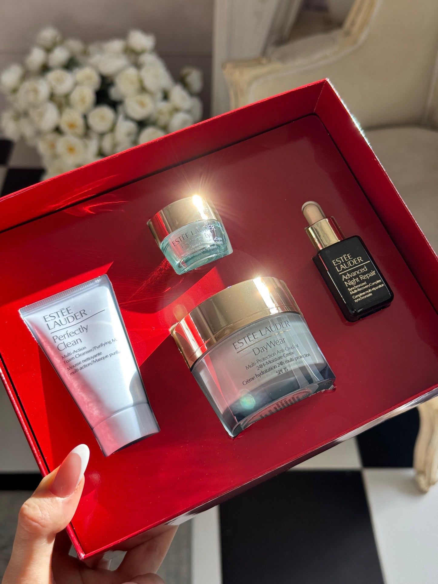 ESTÉE LAUDER Daywear Moisturiser Holiday Skincare Gift Set