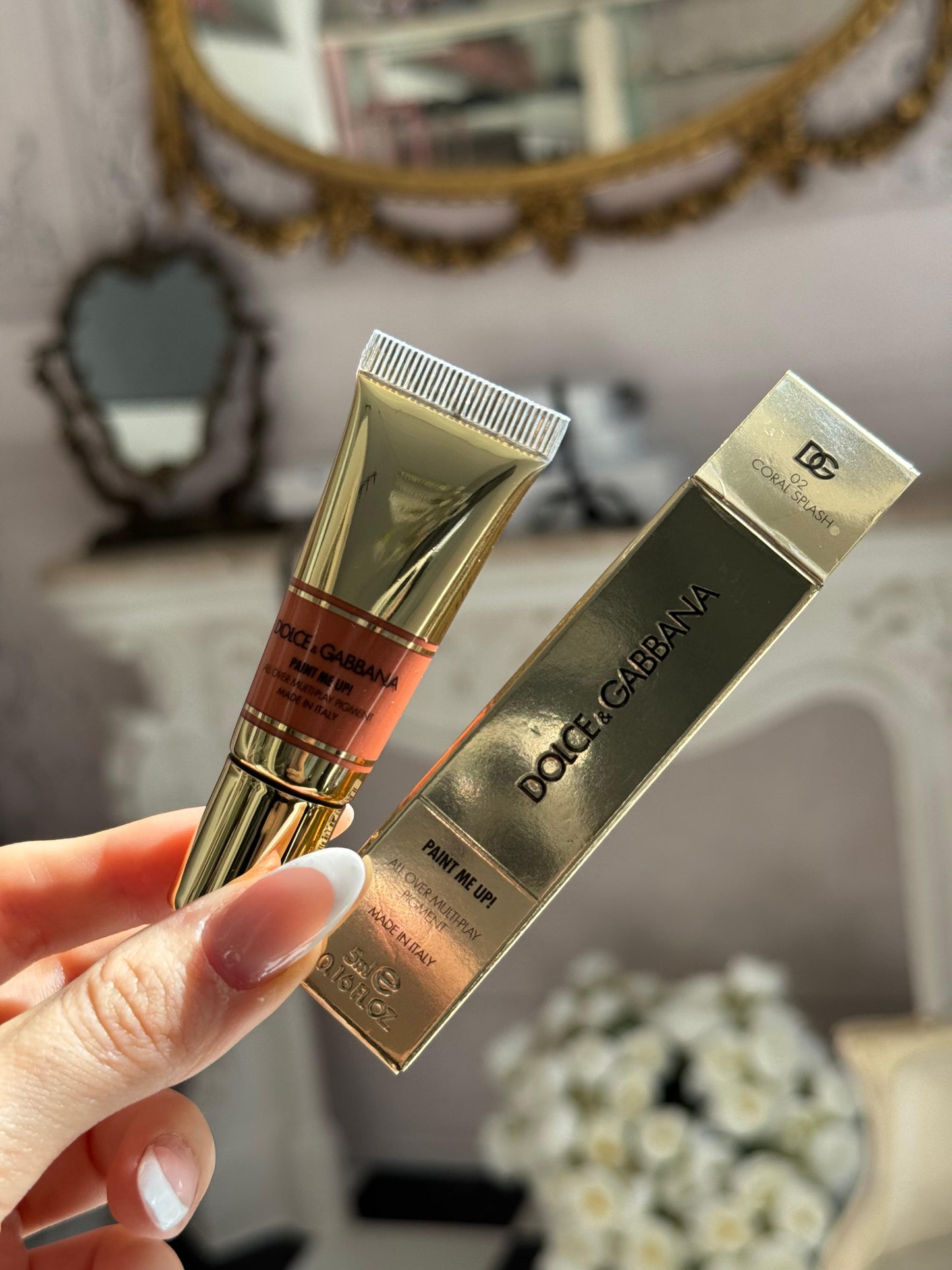 DOLCE&GABBANA Paint Me Up!
All Over Multi-Play Pigment For Face, Eyes And Lips (02)