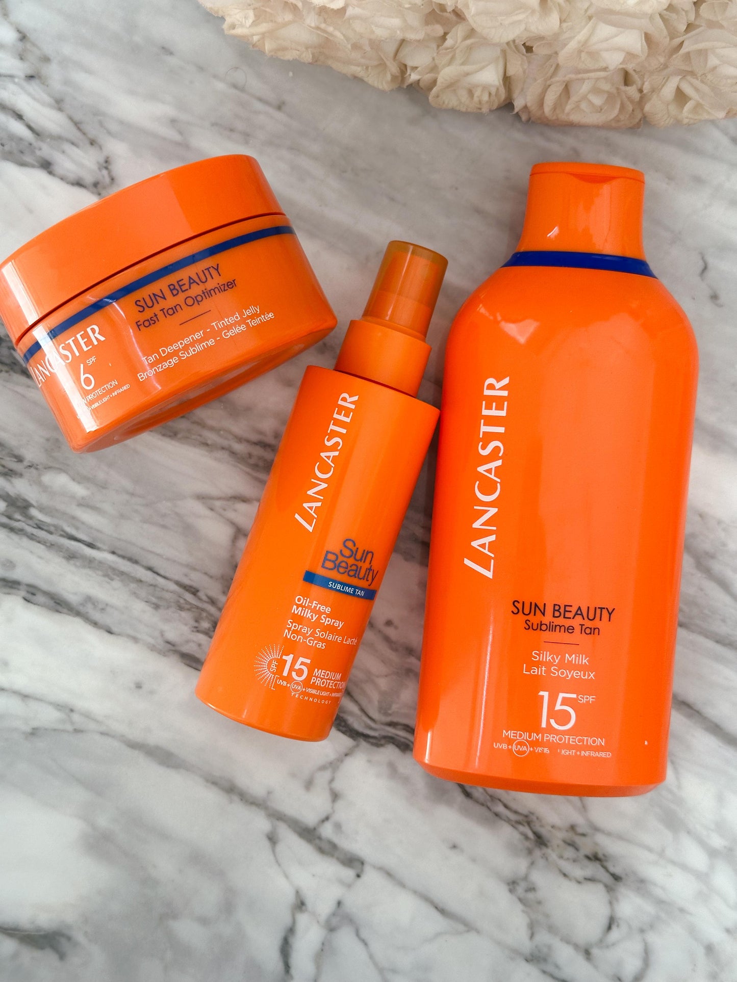 LANCASTER
Sun Beauty Milky Spray SPF15