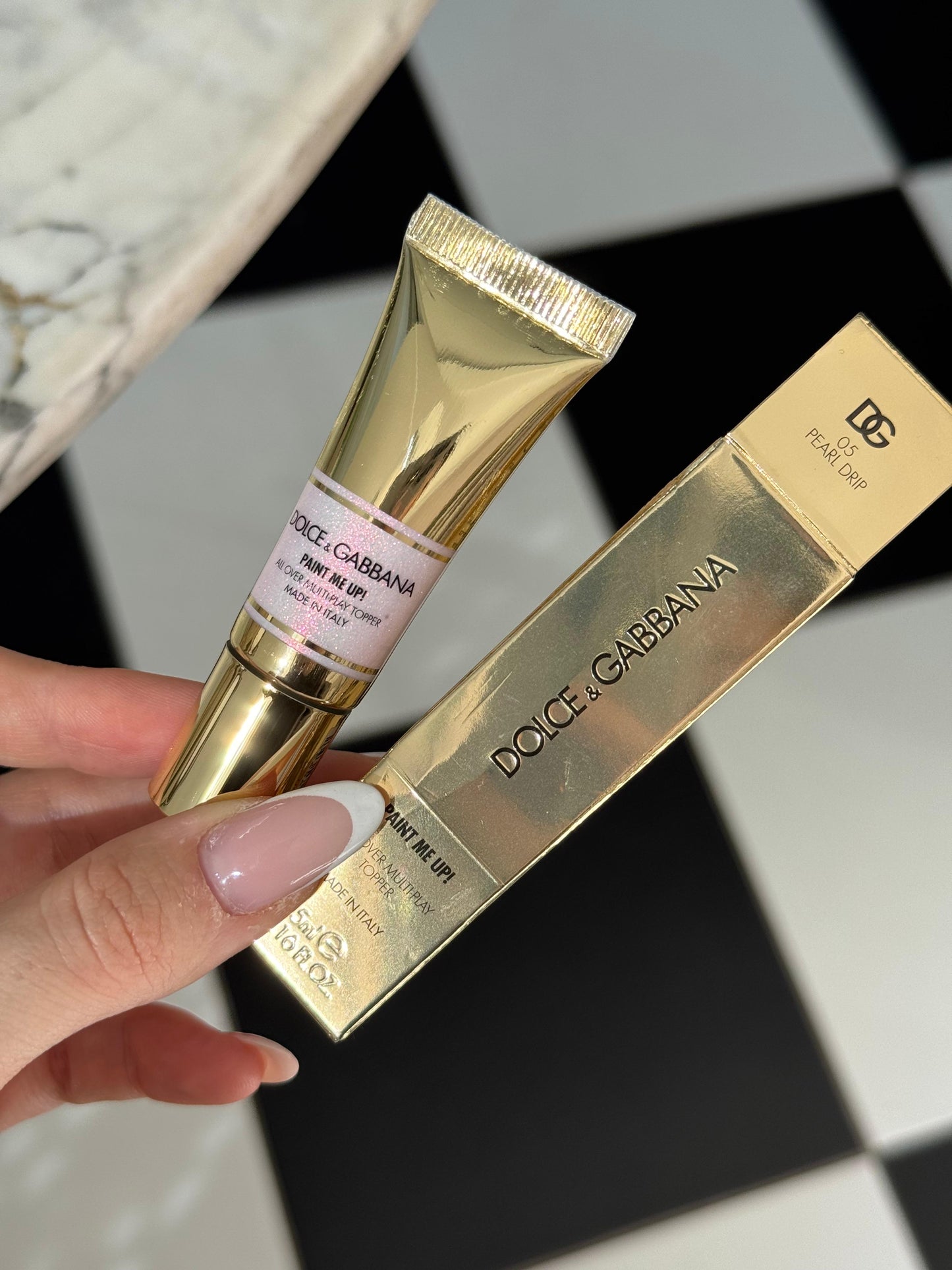 DOLCE&GABBANA Paint Me Up!
All Over Multi-Play Pigment For Face, Eyes And Lips (05)