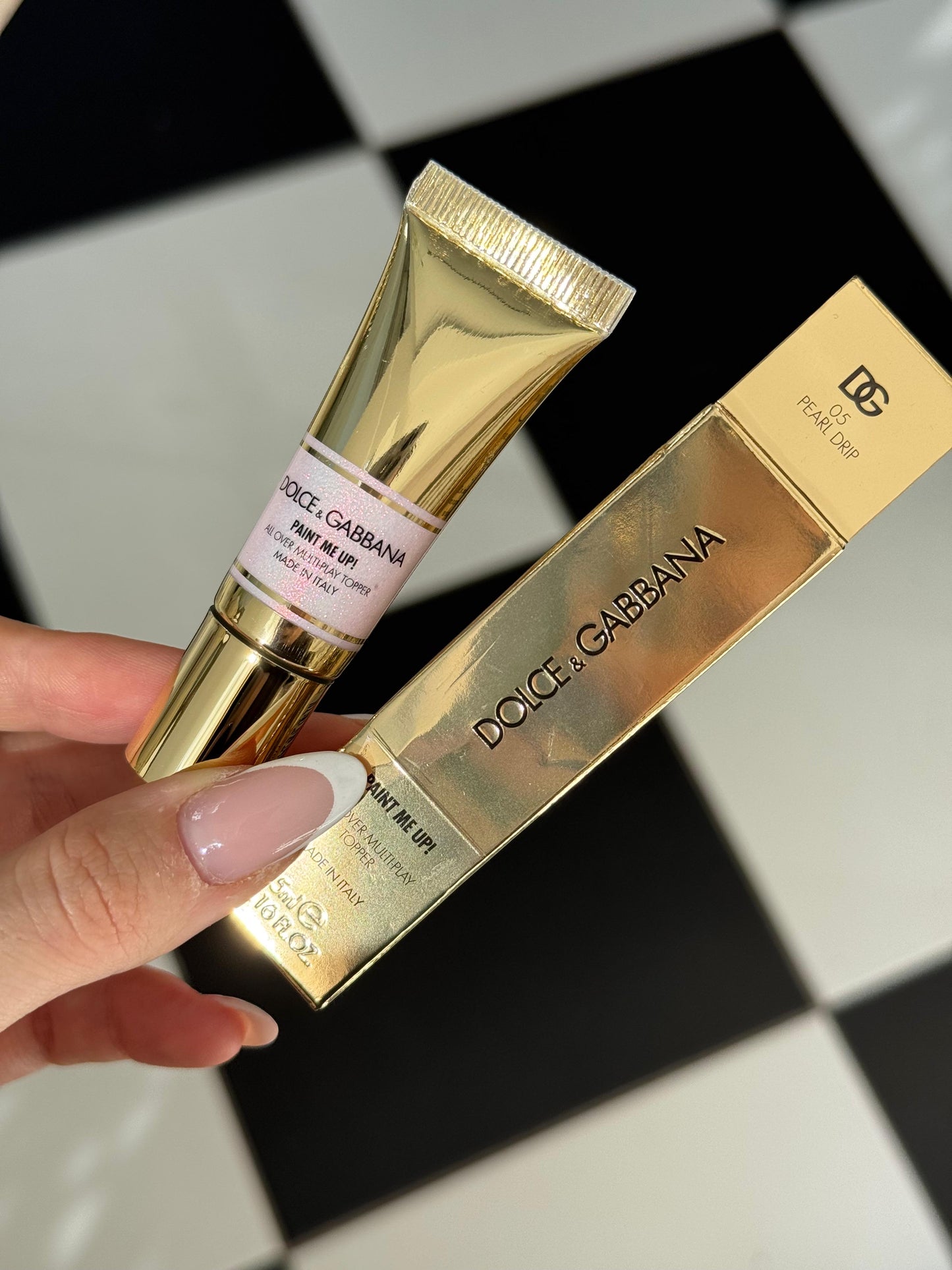 DOLCE&GABBANA Paint Me Up!
All Over Multi-Play Pigment For Face, Eyes And Lips (05)