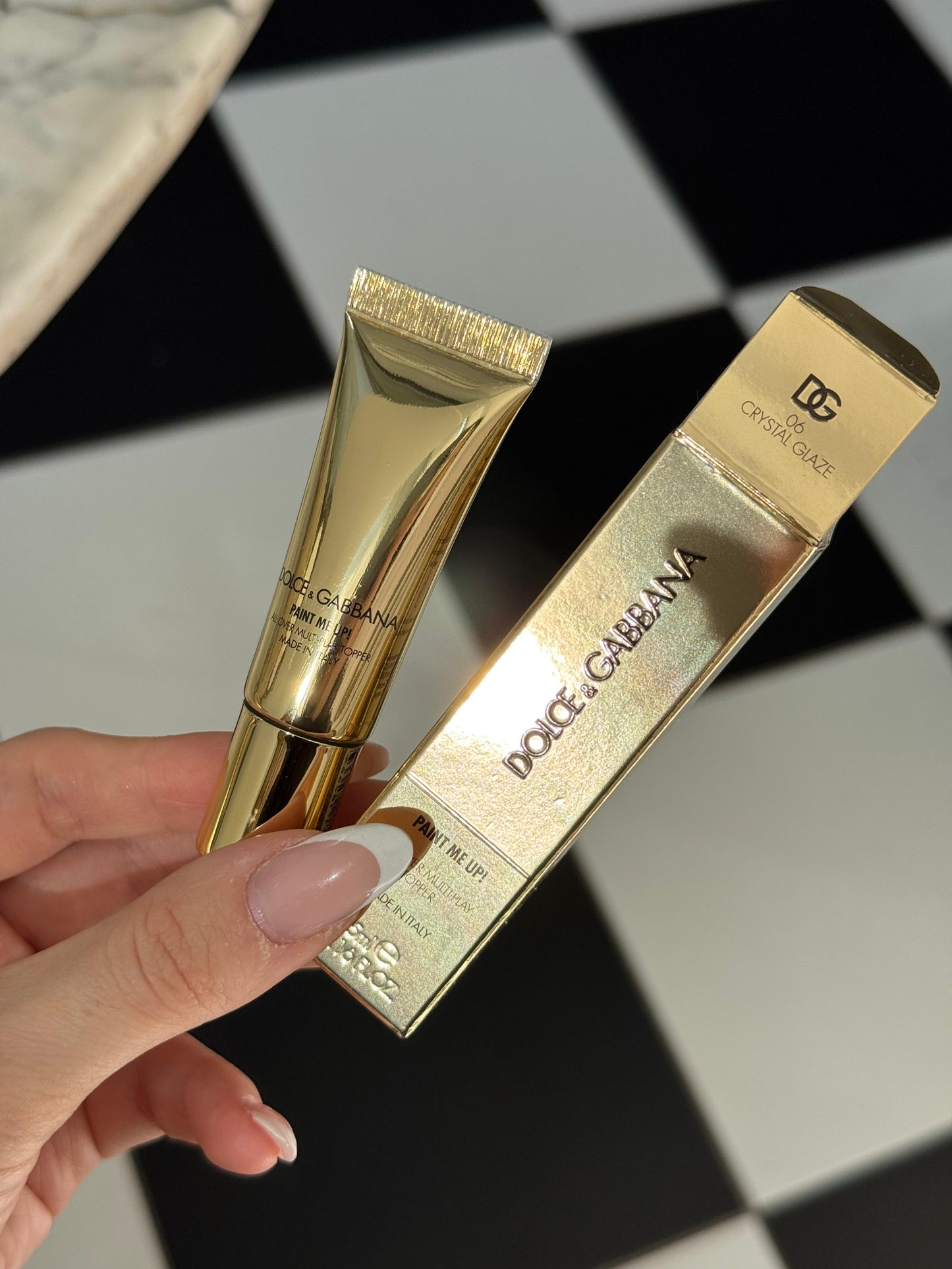 DOLCE&GABBANA Paint Me Up!
All Over Multi-Play Pigment For Face, Eyes And Lips (06)