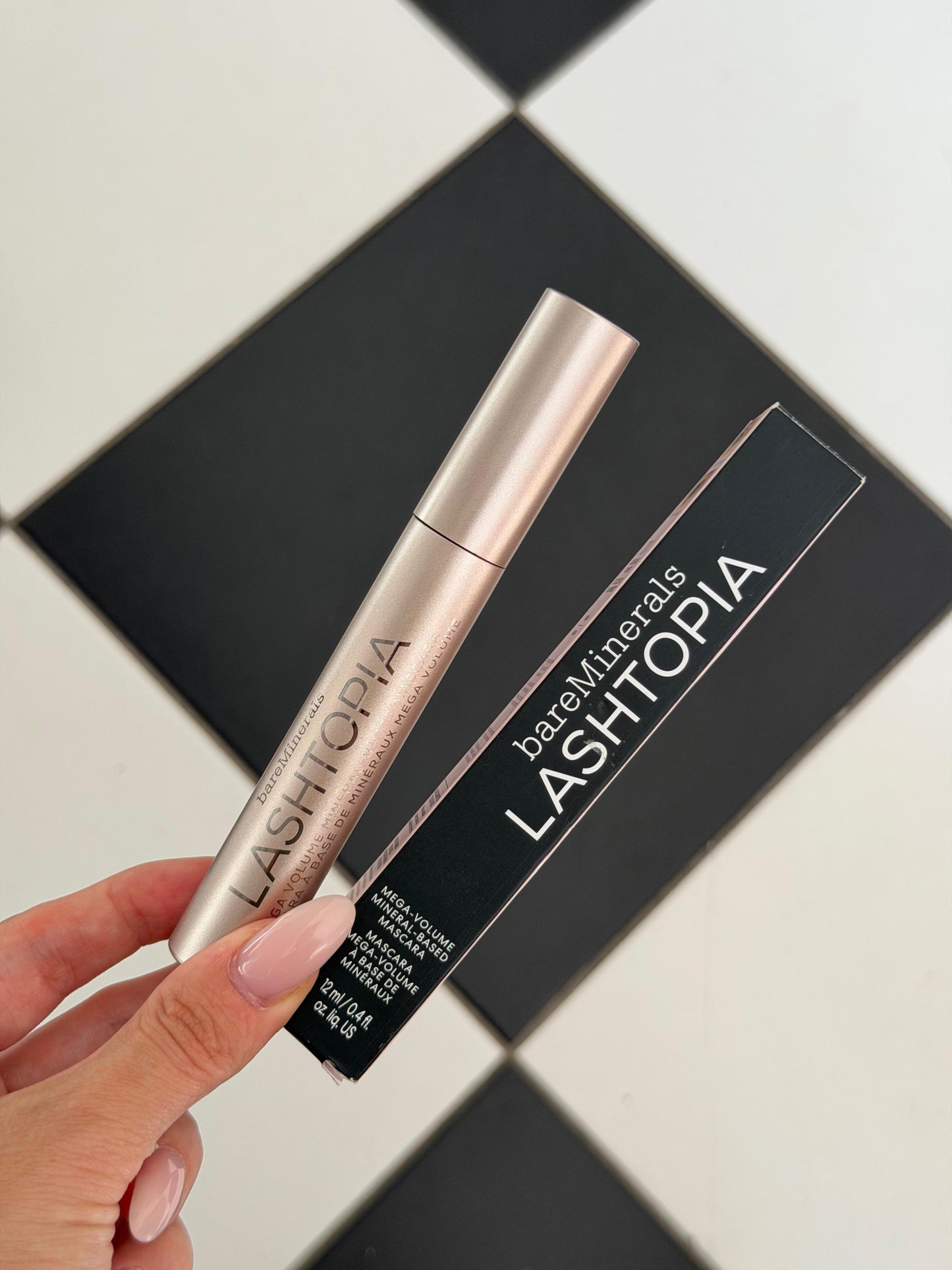 BARE MINERALS Lashtopia Mega-Volume Mineral-Based Mascara