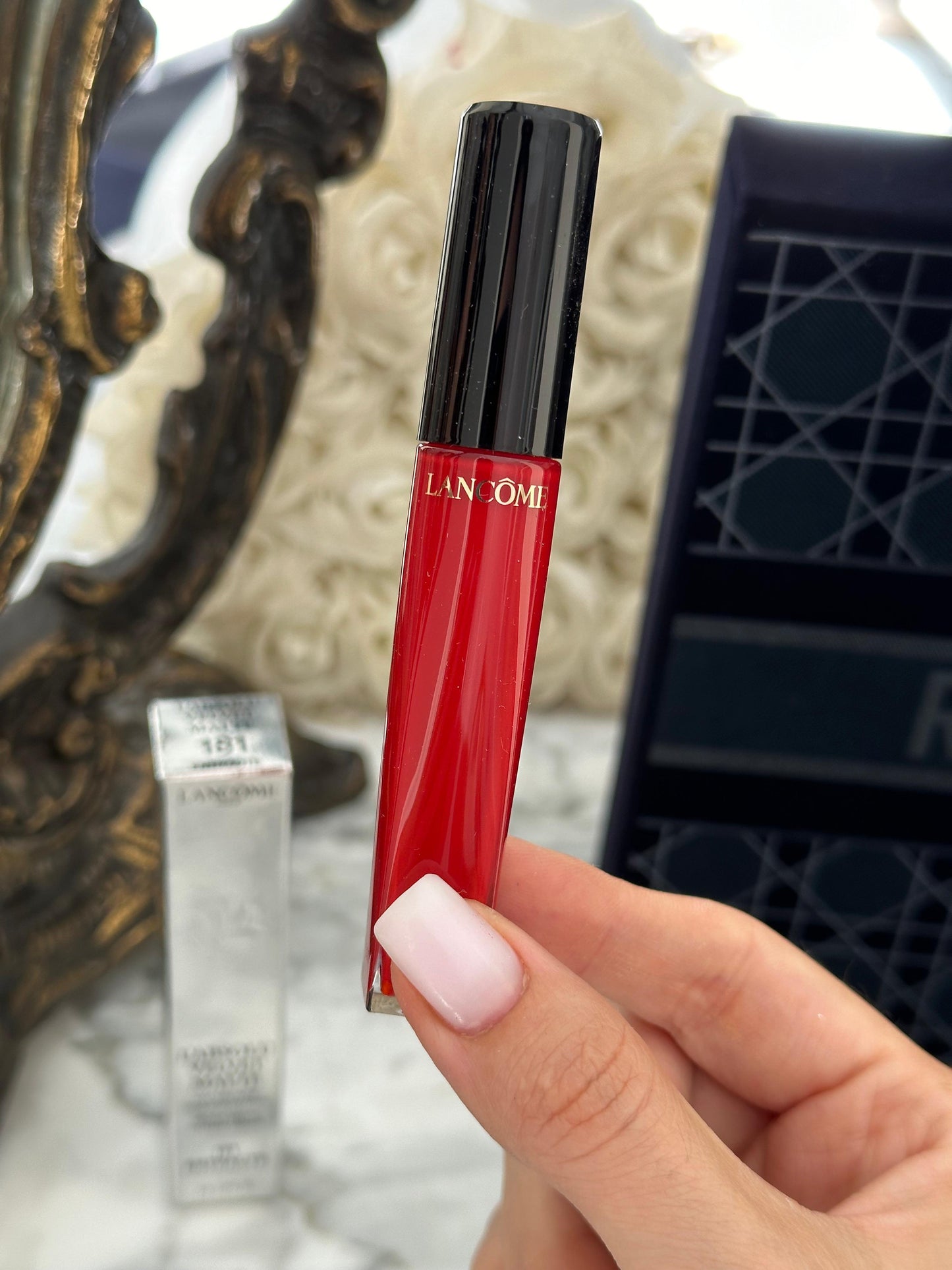 LANCÔME
L'Absolu Velvet Matte Intense Color (181)