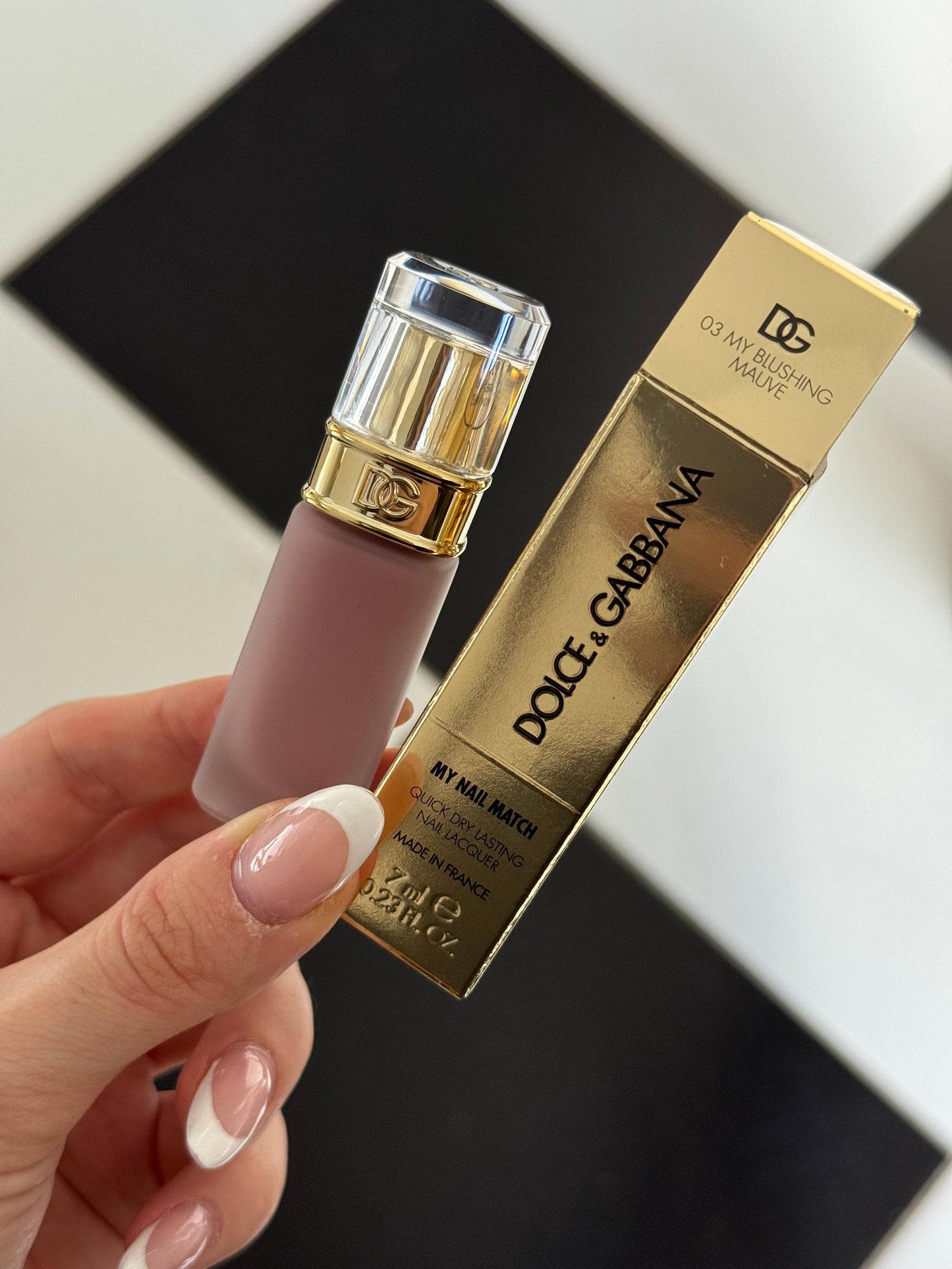 DOLCE&GABBANA My Nail Match
Quick Dry Lasting Nail Lacquer (03)