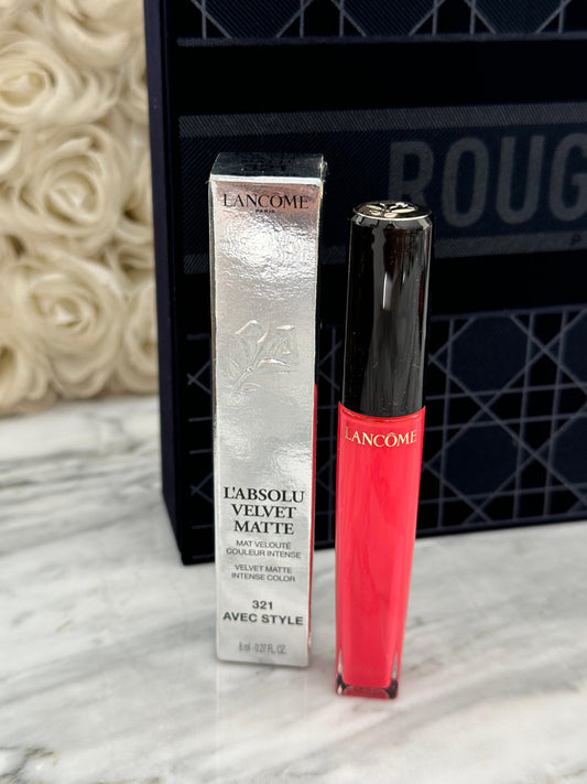 LANCÔME
L'Absolu Velvet Matte Intense Color Gloss (321)