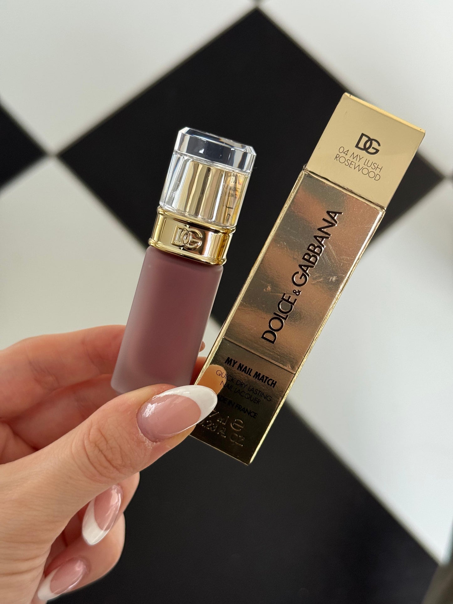 DOLCE&GABBANA My Nail Match
Quick Dry Lasting Nail Lacquer (04)