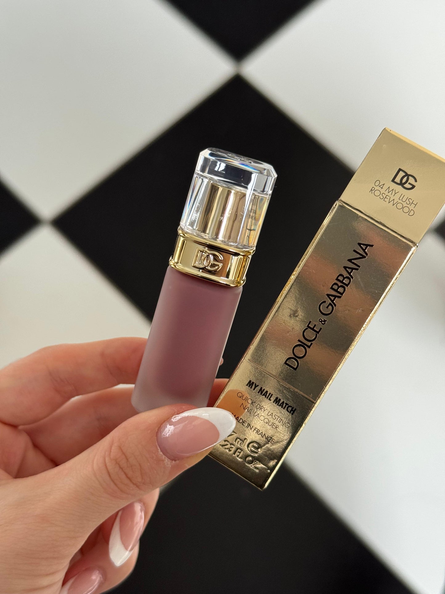 DOLCE&GABBANA My Nail Match
Quick Dry Lasting Nail Lacquer (04)