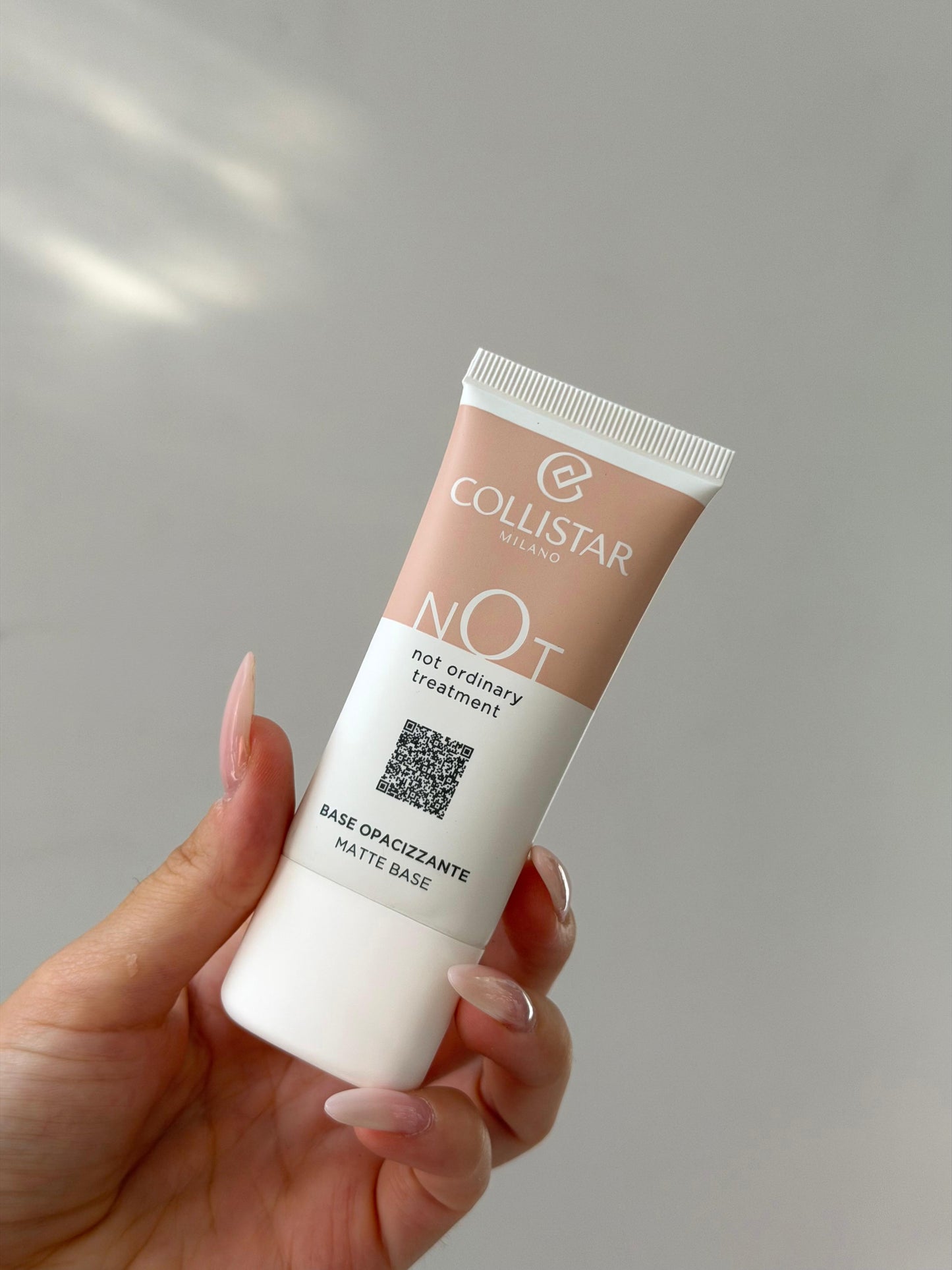 COLLISTAR
Not Matte Base
Immediat Effect