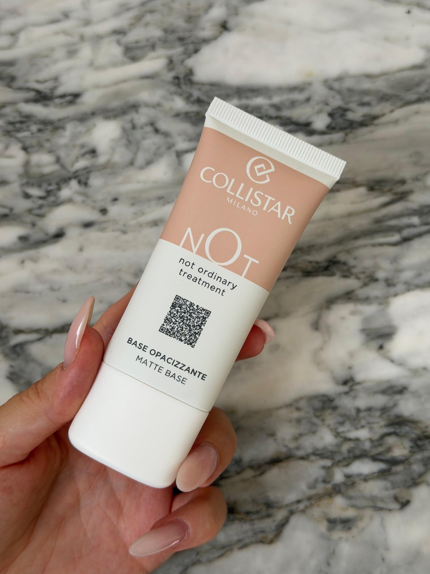 COLLISTAR
Not Matte Base
Immediat Effect