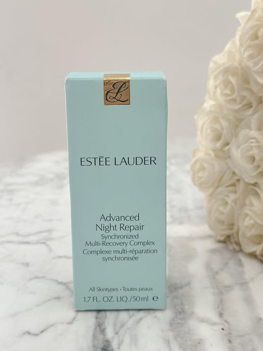 ESTEE LAUDER Advanced Night Repair Serum (50ml)
Synchronized Multi-Recovery Complex
