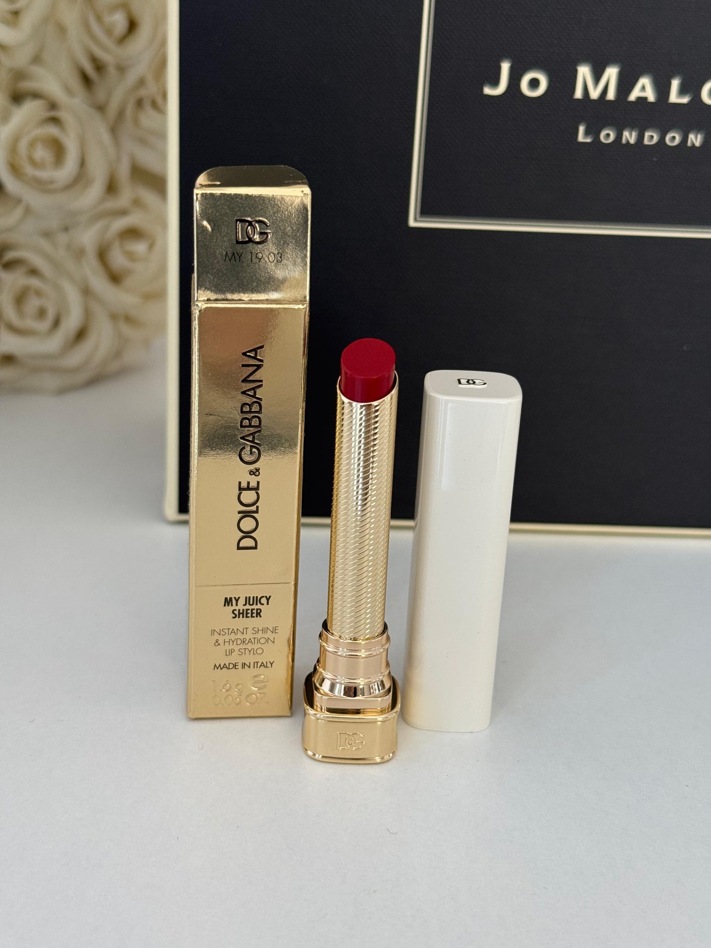 DOLCE&GABBANA My Juicy Sheer Lipstick - My 19.03
Instant Shine & Hydration Lip Stylo