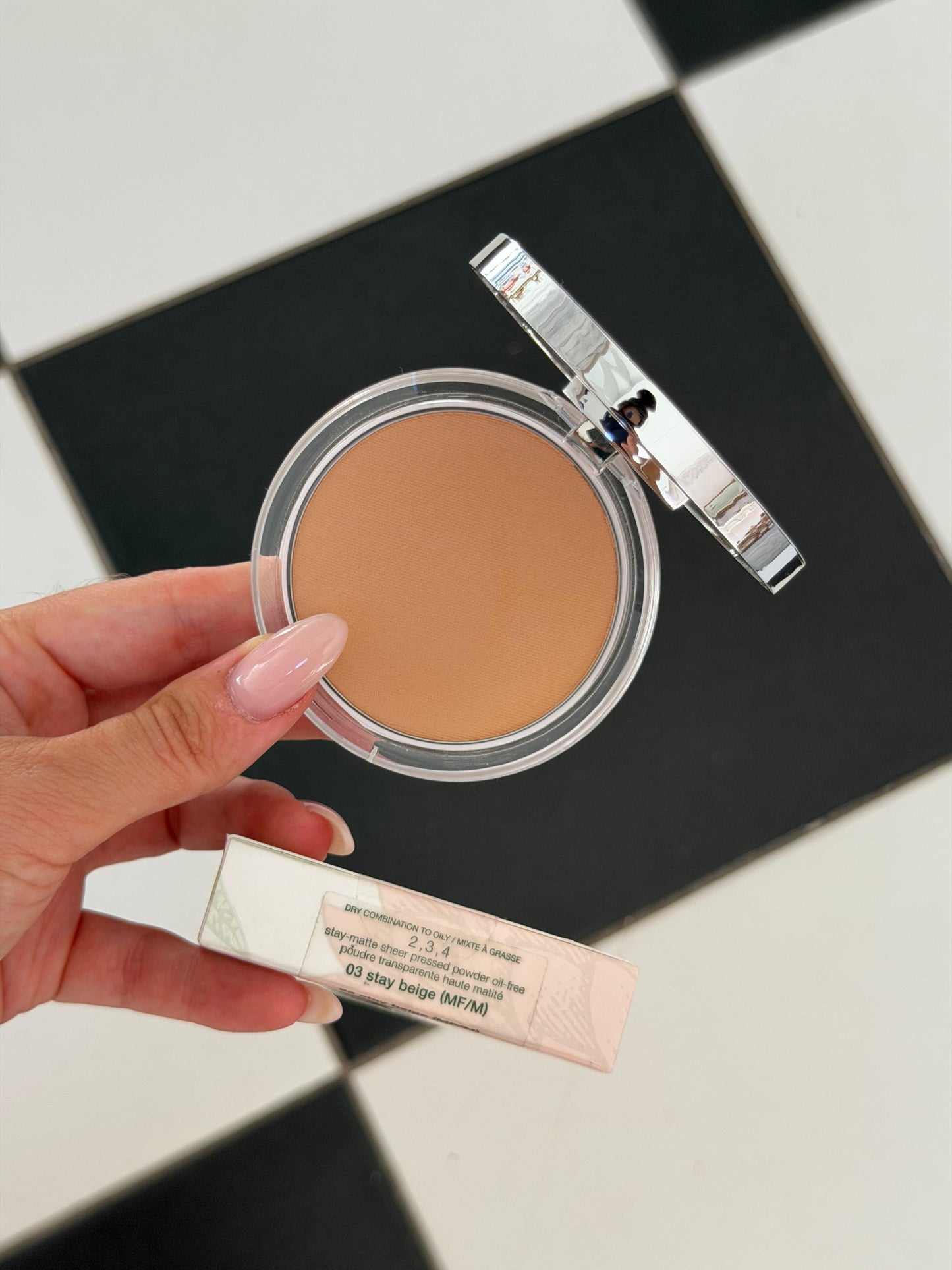 CLINIQUE Stay-Matte Sheer Pressed Powder Oil-Free (03)