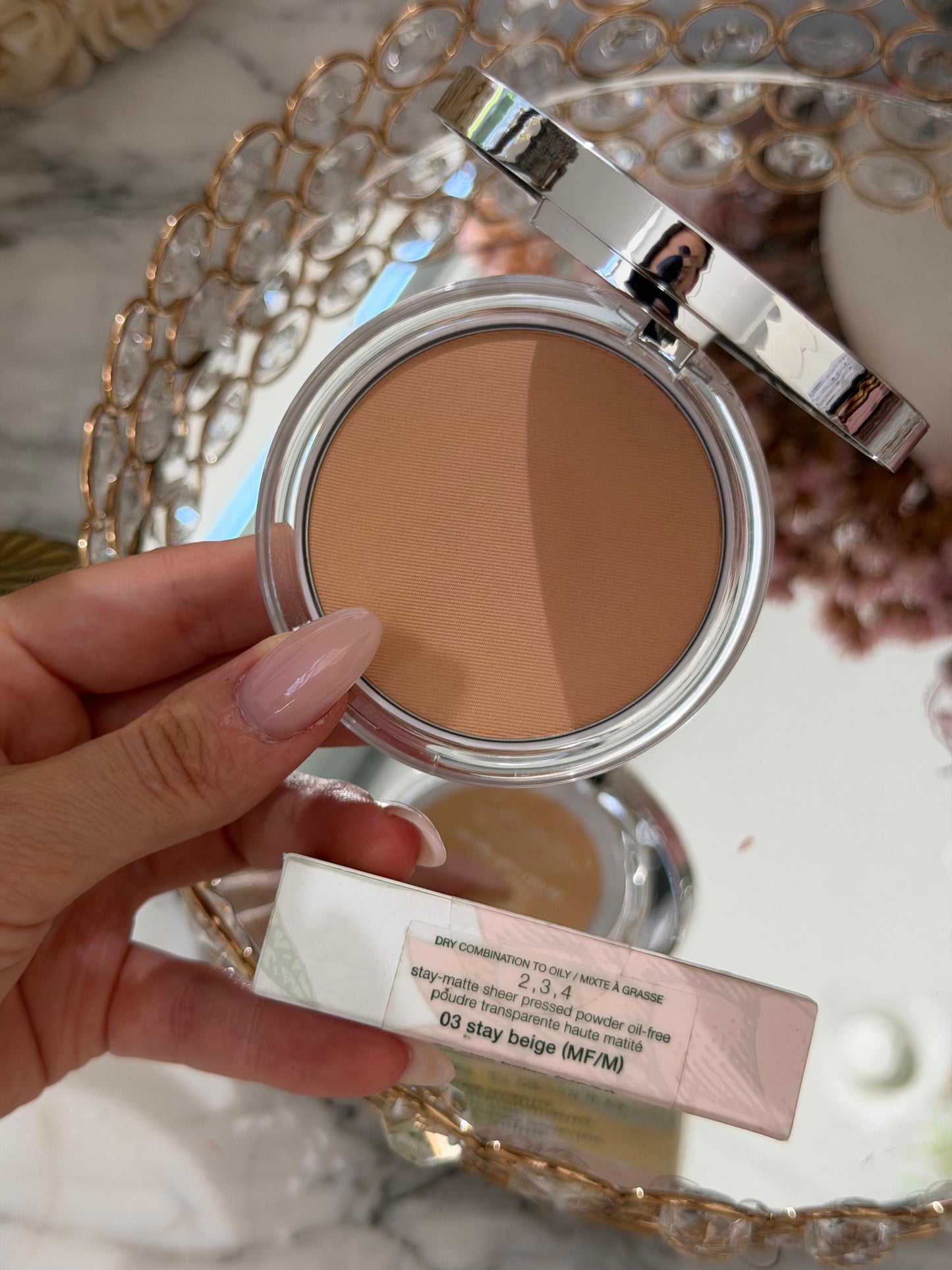 CLINIQUE Stay-Matte Sheer Pressed Powder Oil-Free (03)