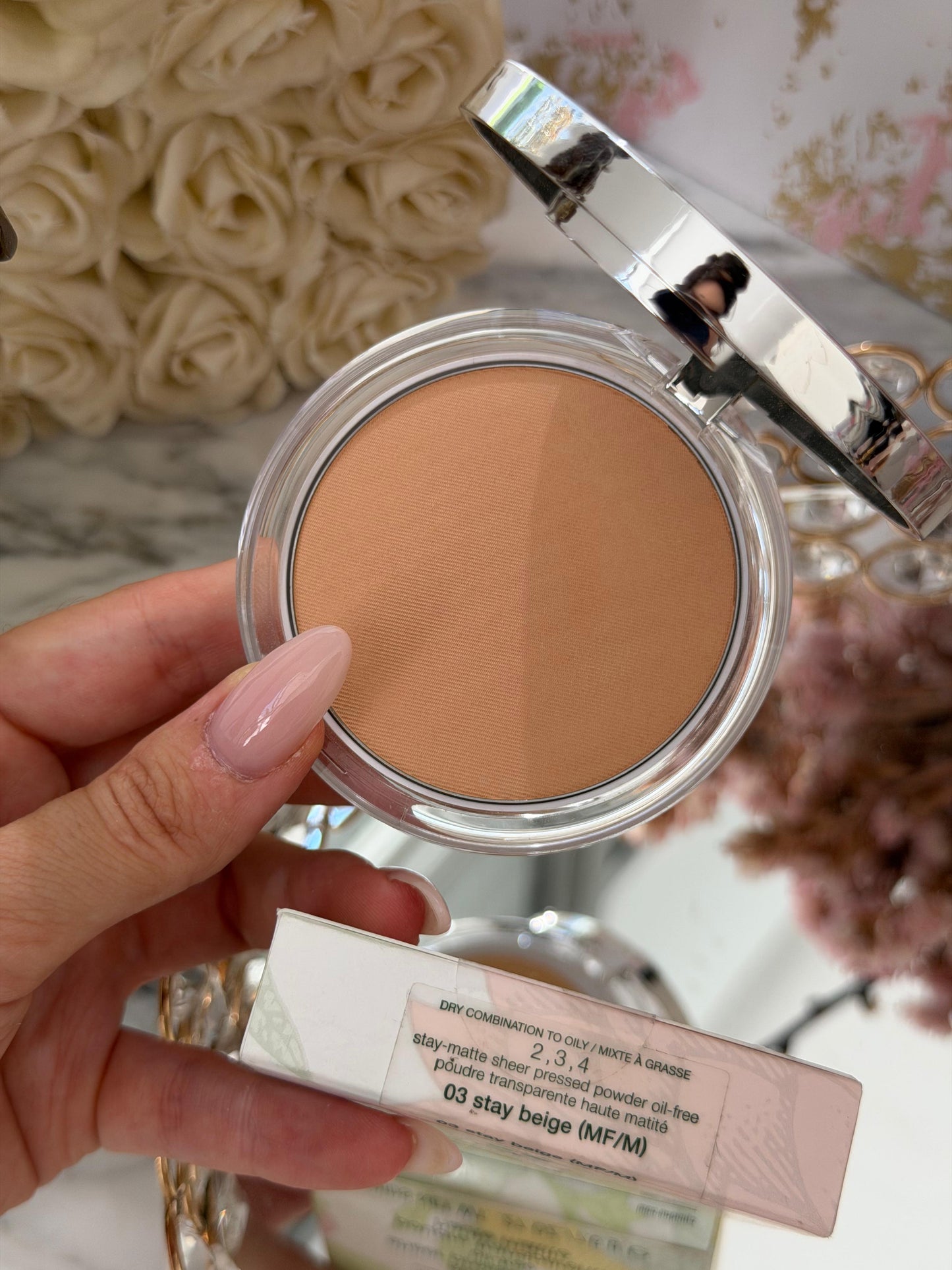 CLINIQUE Stay-Matte Sheer Pressed Powder Oil-Free (03)