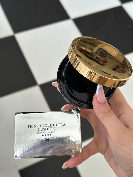 LANCÔME
Teint Idole Ultra Liquid Cushion Compact SPF50