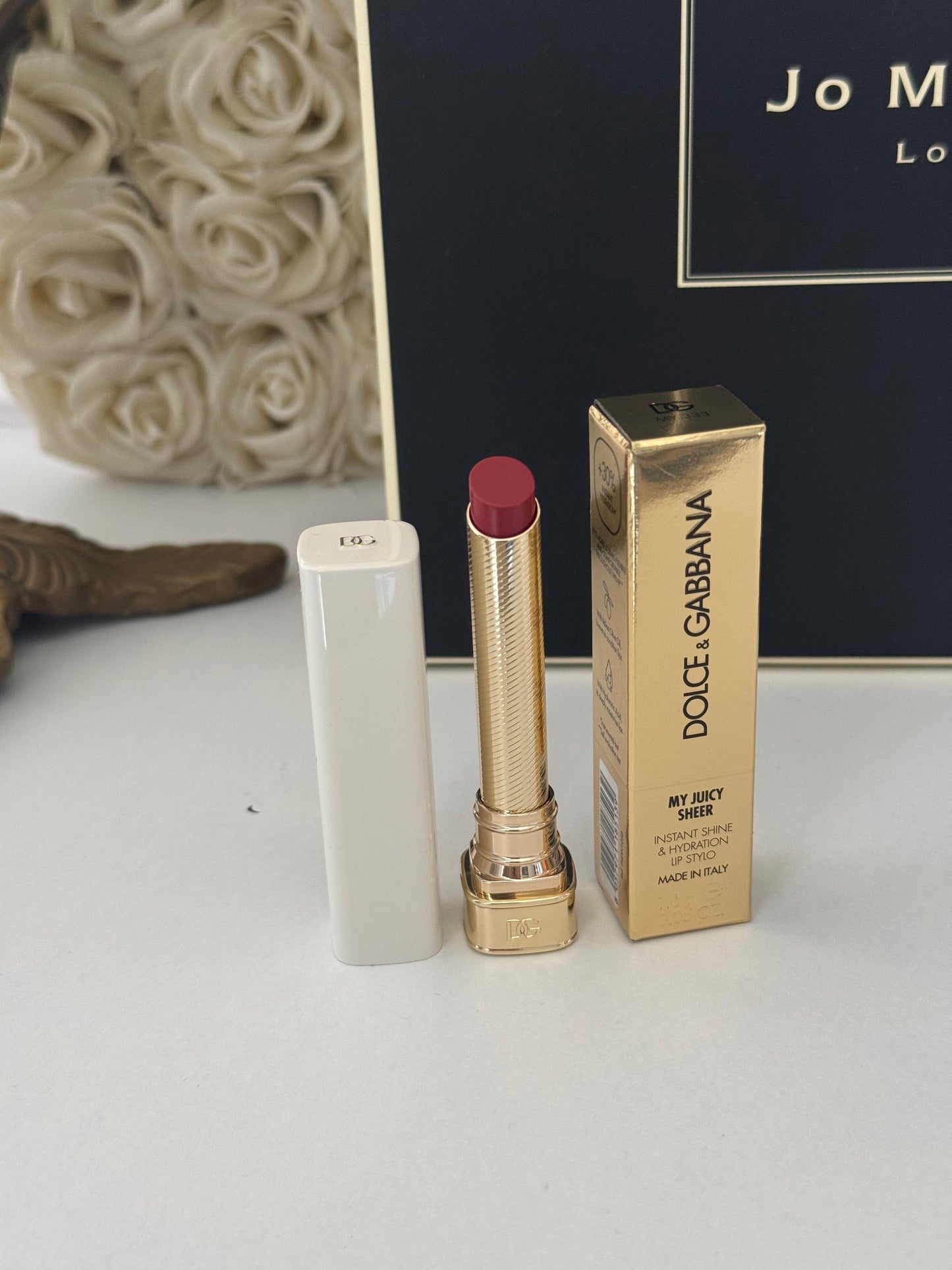DOLCE&GABBANA My Juicy Sheer Lipstick - My 333
Instant Shine & Hydration Lip Stylo
