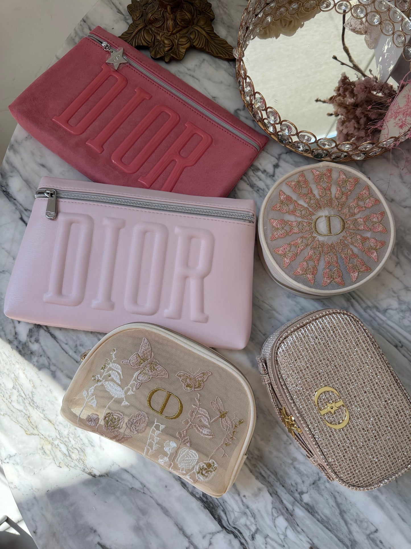 DIOR
Beauty Light Pink Pouch Gift