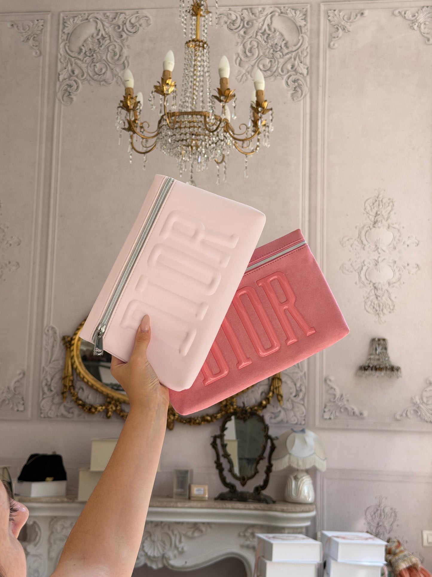 DIOR
Beauty Light Pink Pouch Gift