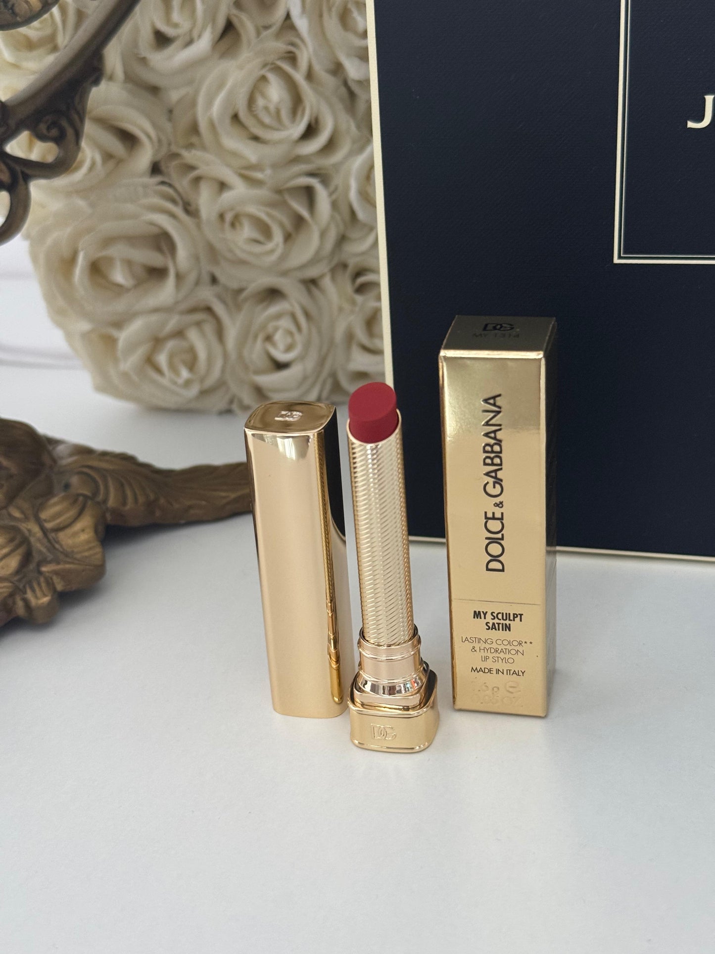 DOLCE&GABBANA My Sculpt Satin
Lasting Color & Hydration Lipstick Stylo - MY 1314