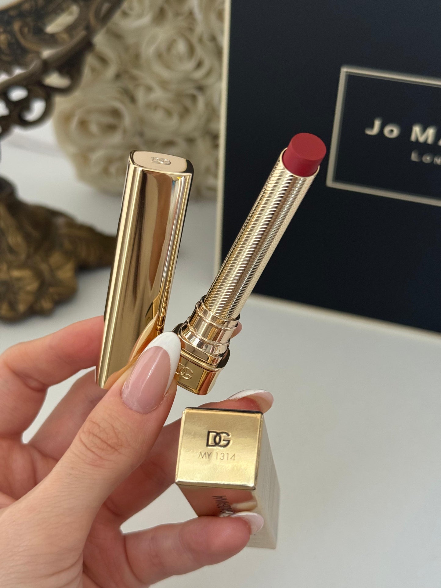 DOLCE&GABBANA My Sculpt Satin
Lasting Color & Hydration Lipstick Stylo - MY 1314