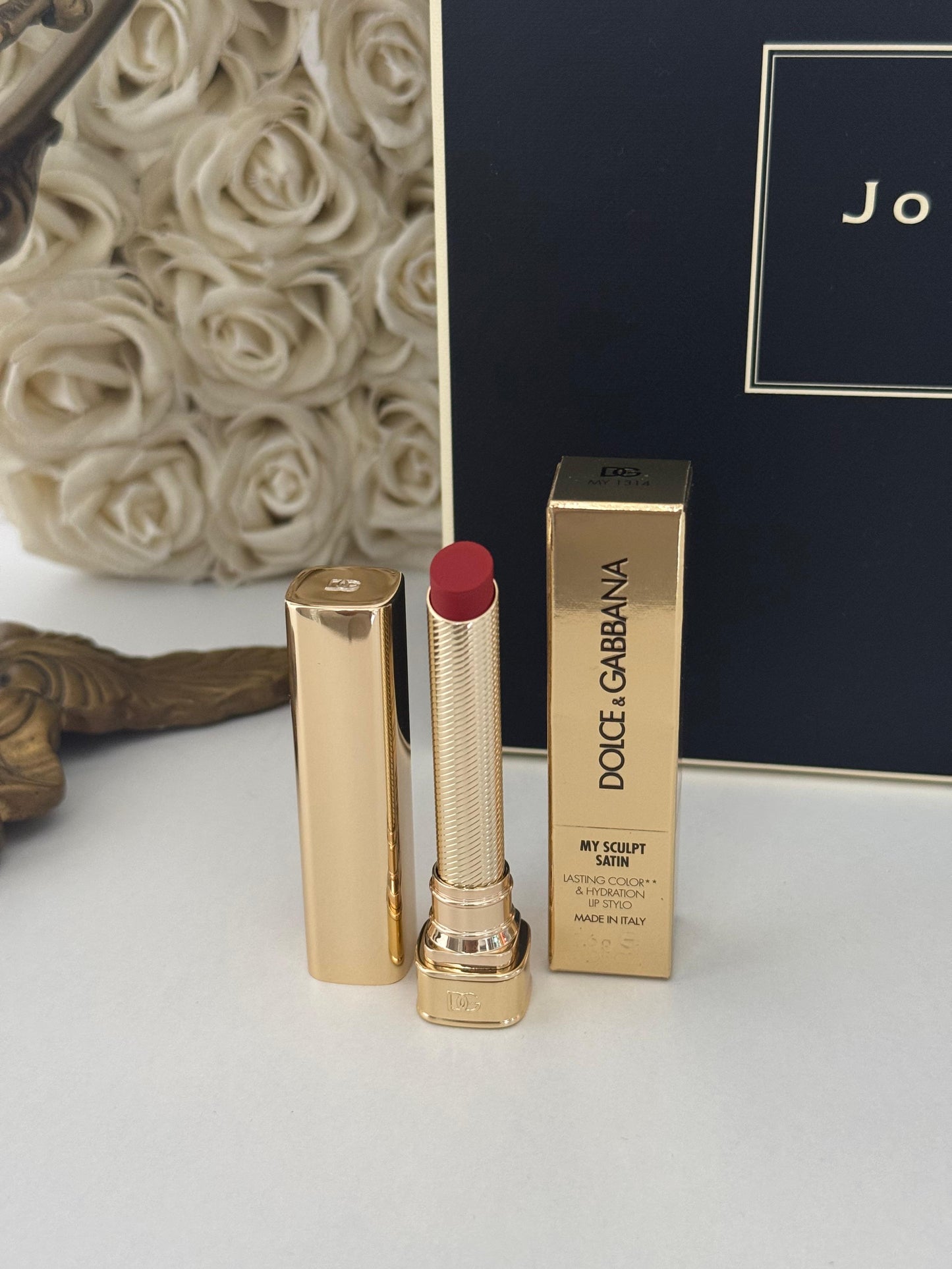DOLCE&GABBANA My Sculpt Satin
Lasting Color & Hydration Lipstick Stylo - MY 1314