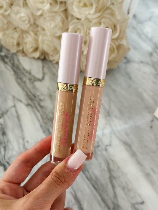 TOO FACED Born This Way Ethereal Light Illuminating Smoothing Concealer
24-Hour Wear, Waterproof