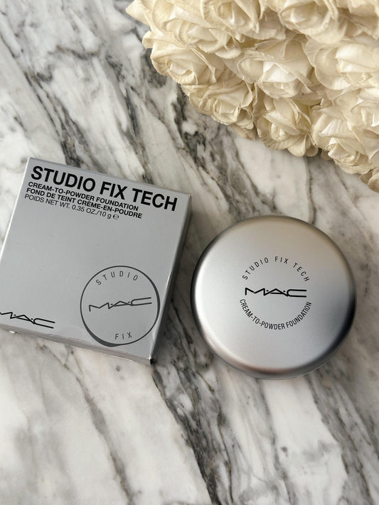 MAC Studio Fix Tech Cream-To-Powder Foundtion