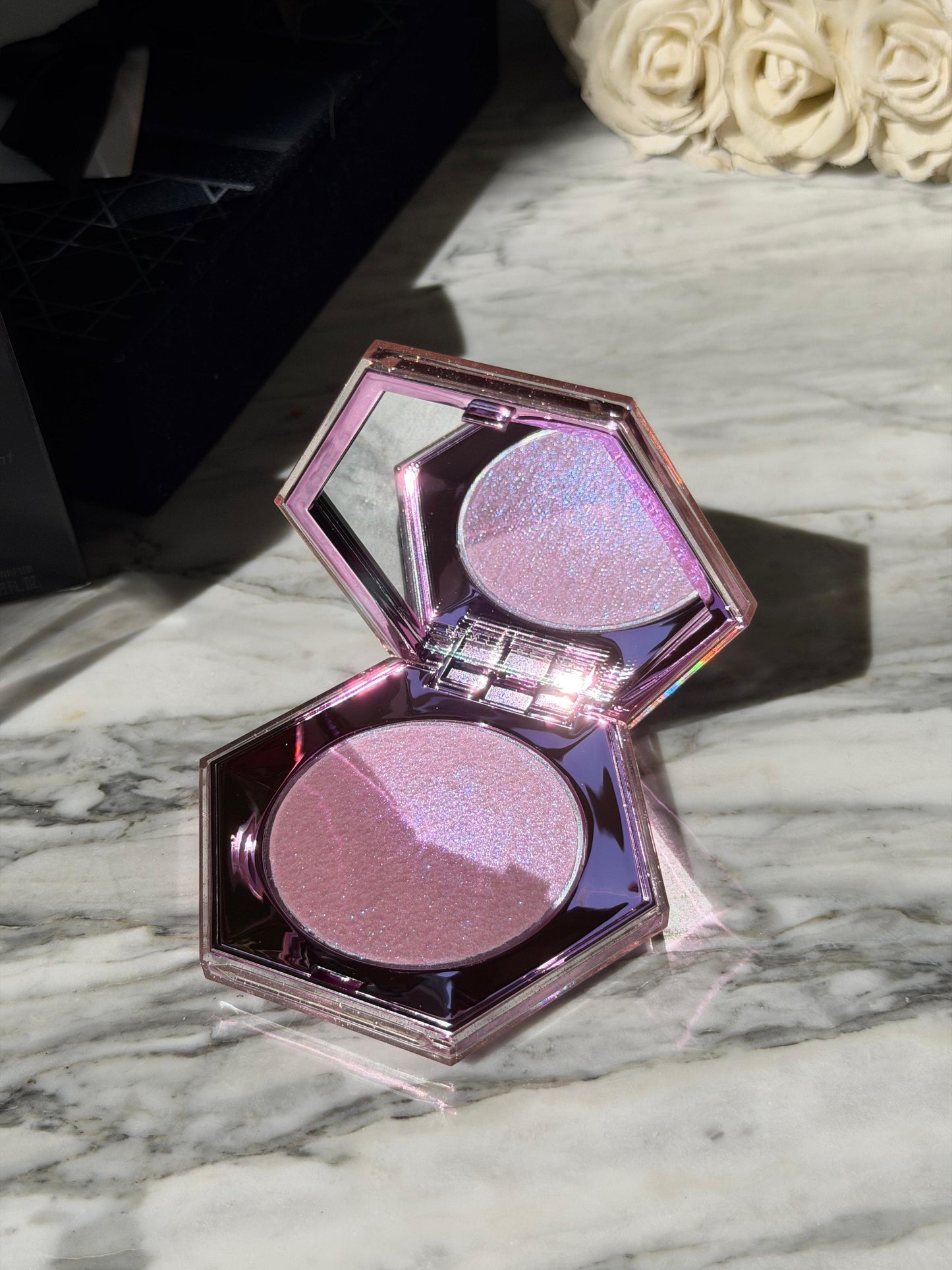 FENTY BEAUTY Diamond Bomb All-Over Diamond Veil Highlighter - Lavender Luv’r