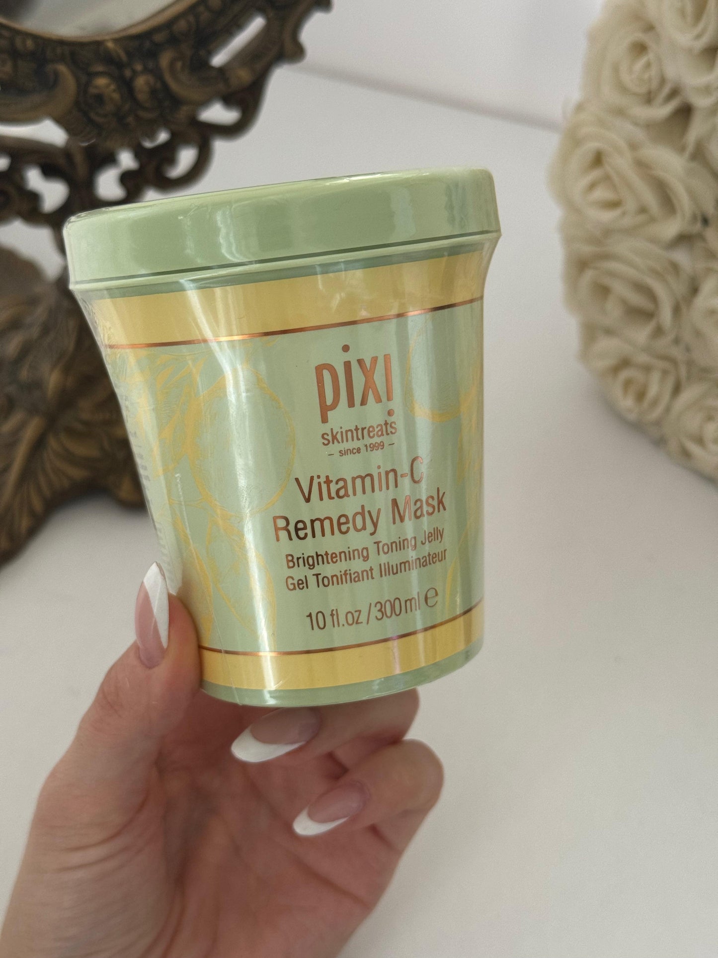 PIXI Vitamin-C Remedy Gel Mask - Brightening & Hydrating With Citrus And Green Tea