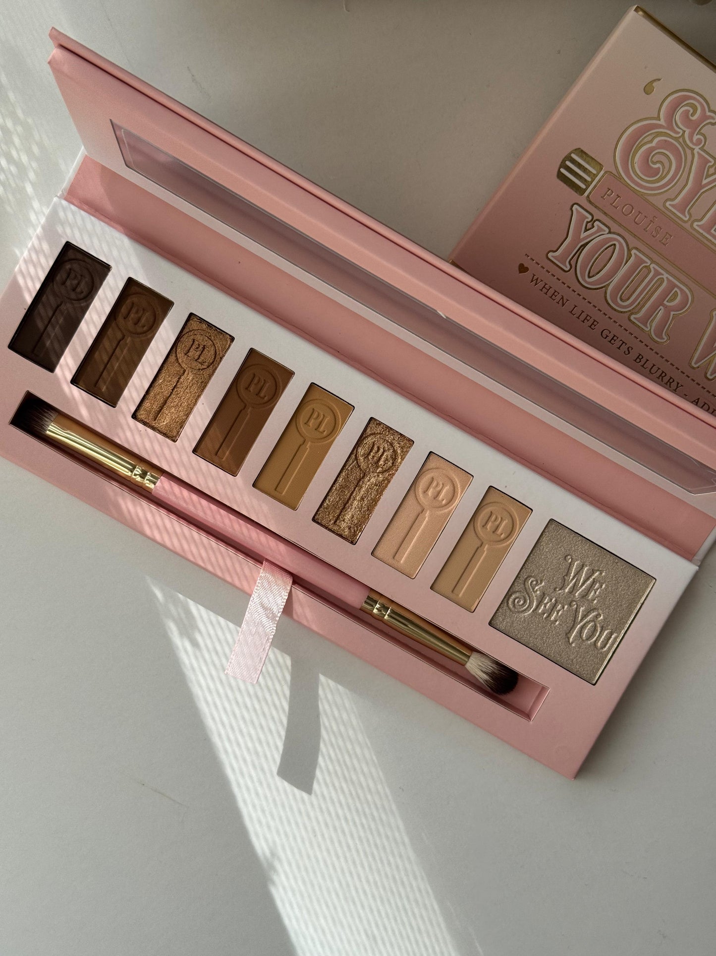 PLOUISE Eyedentify Your Worth Eyeshadow Palette