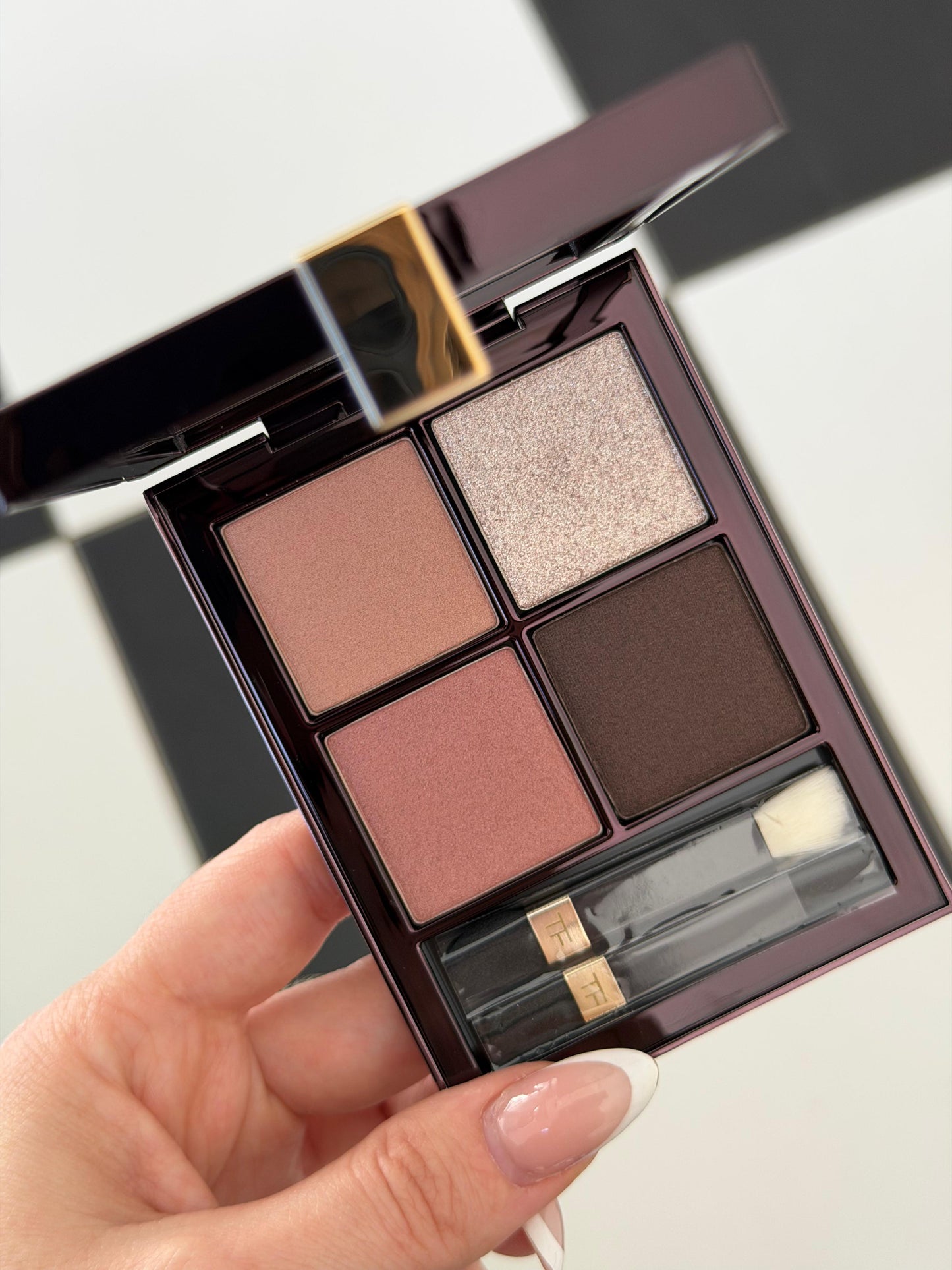TOM FORD
Beauty Eyeshadow Color Quad Poudre Palette – Disco Dust
