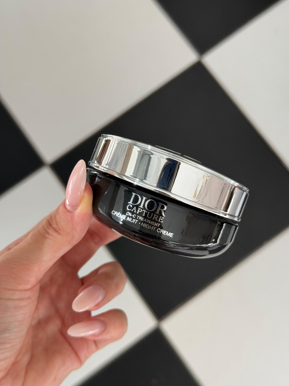 DIOR Capture Night Cream OX-C Treatment
Face Cream - Rich Texture - Age-Defying Correction - Wrinkles and Firmness