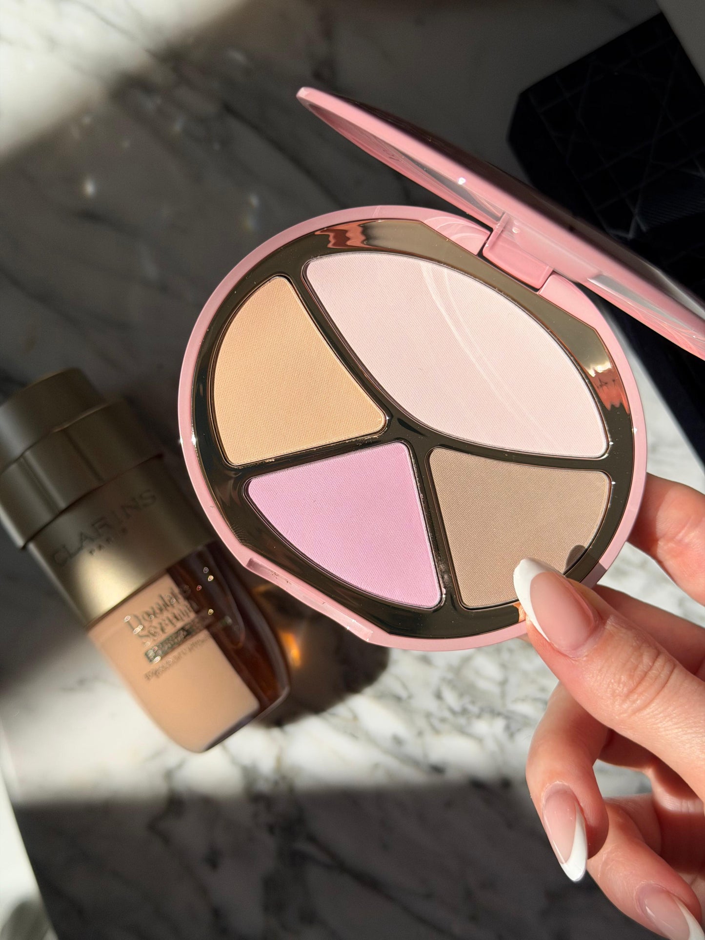 CHARLOTTE TILBURY 4 Colors Creamy Contour (Blush&Bronzer) Palette (02)