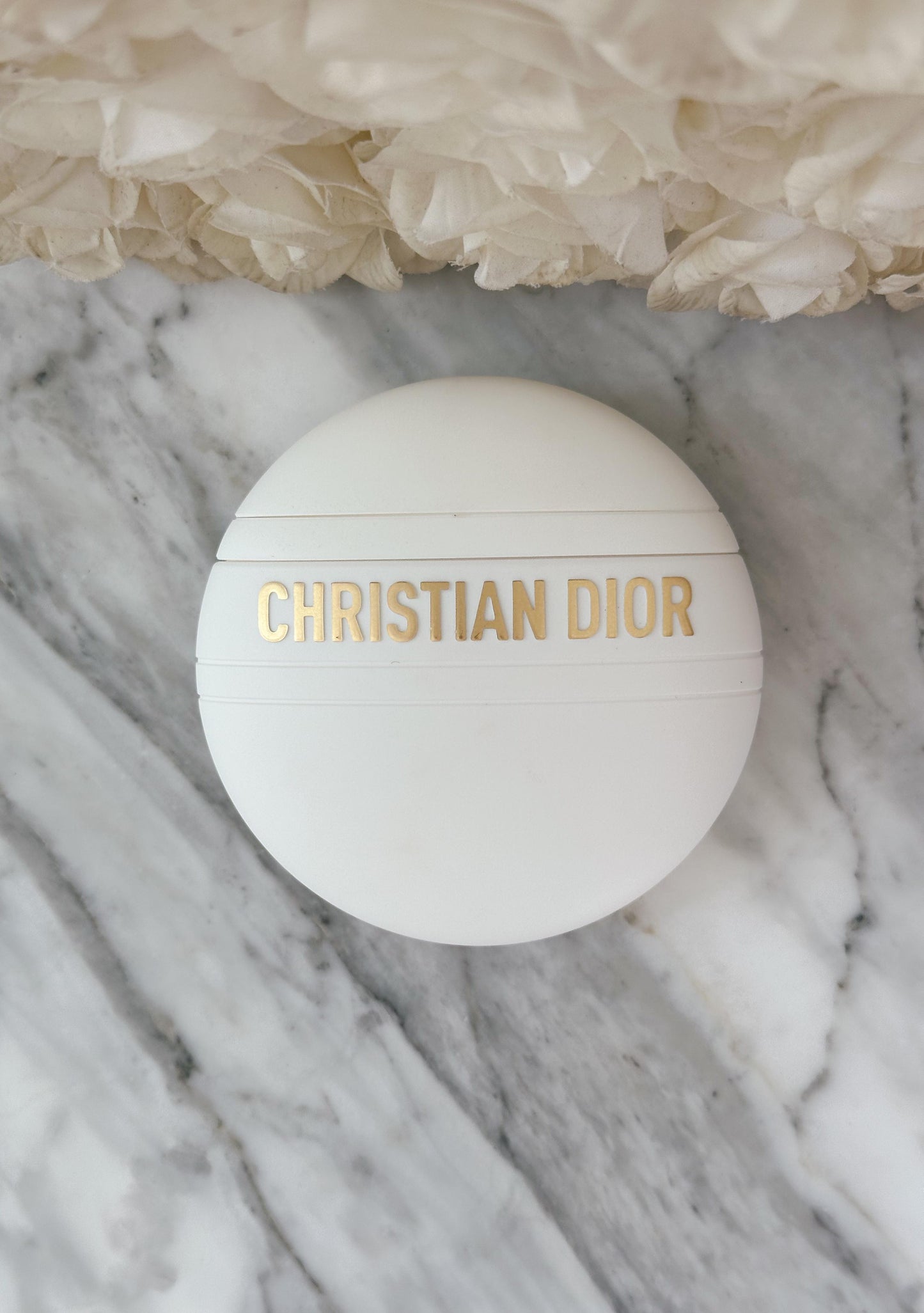 DIOR J’Adore Les Adorables Hand, Nail And Décolleté Cream
Scented Skincare