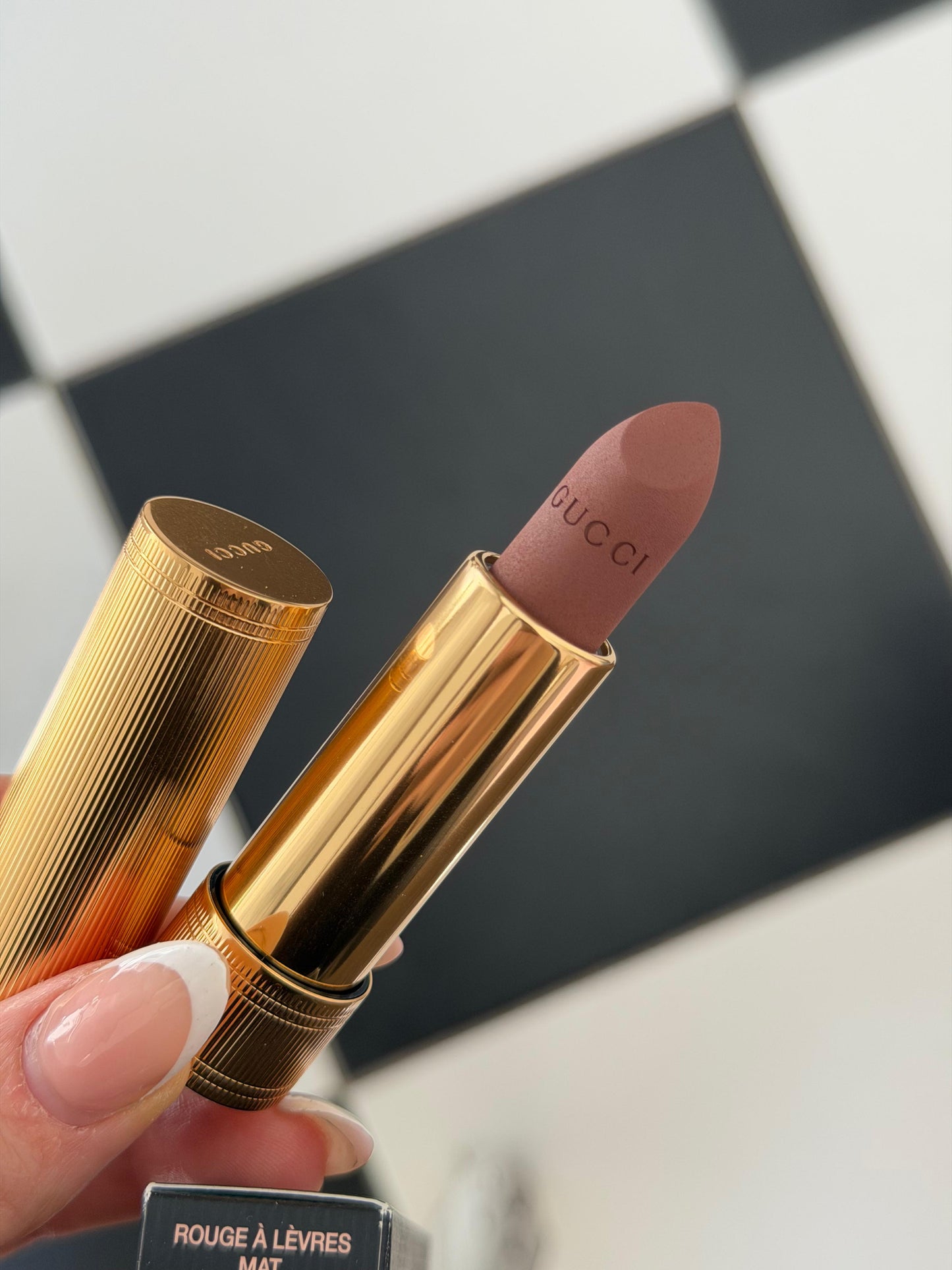 GUCCI Rouge Á Lévres Mat Lipstick (209)