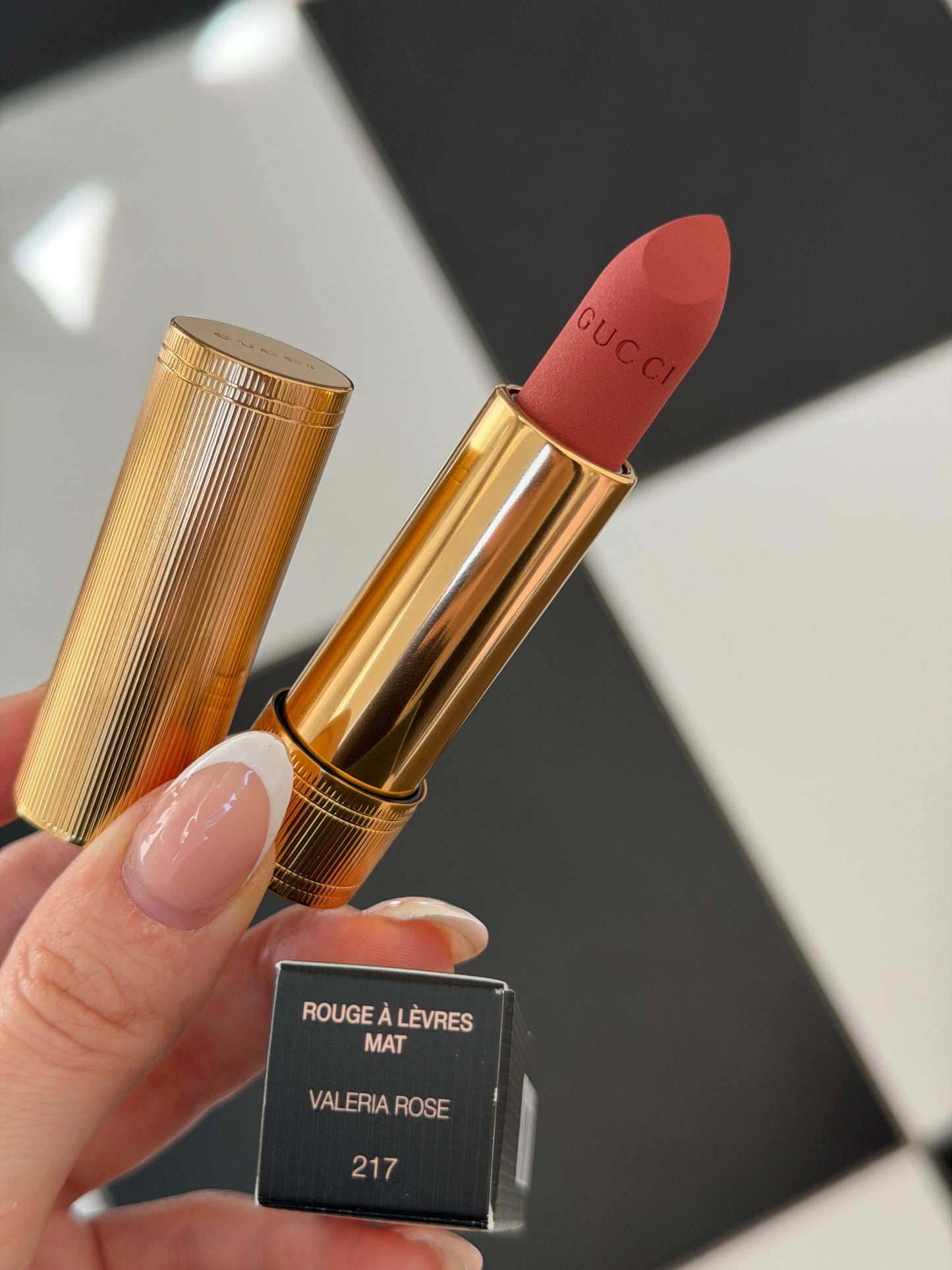 GUCCI Rouge Á Lévres Mat Lipstick (217)