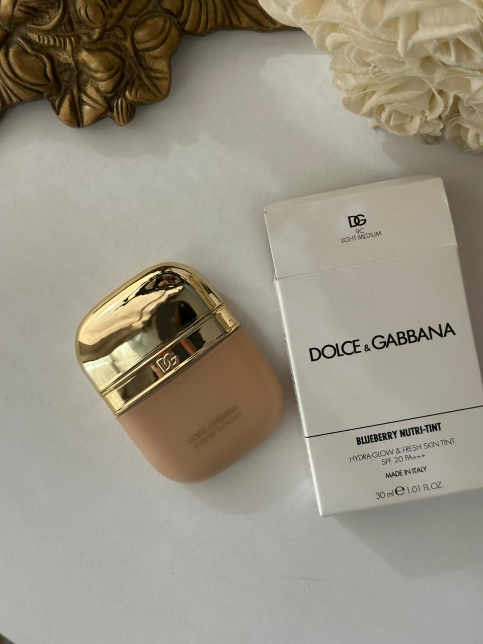 DOLCE&GABBANA Blueberry Nutri-Tint (9C)
Hydra-Glow & Fresh Skin Tint Sunscreen Broad Spectrum SPF20
