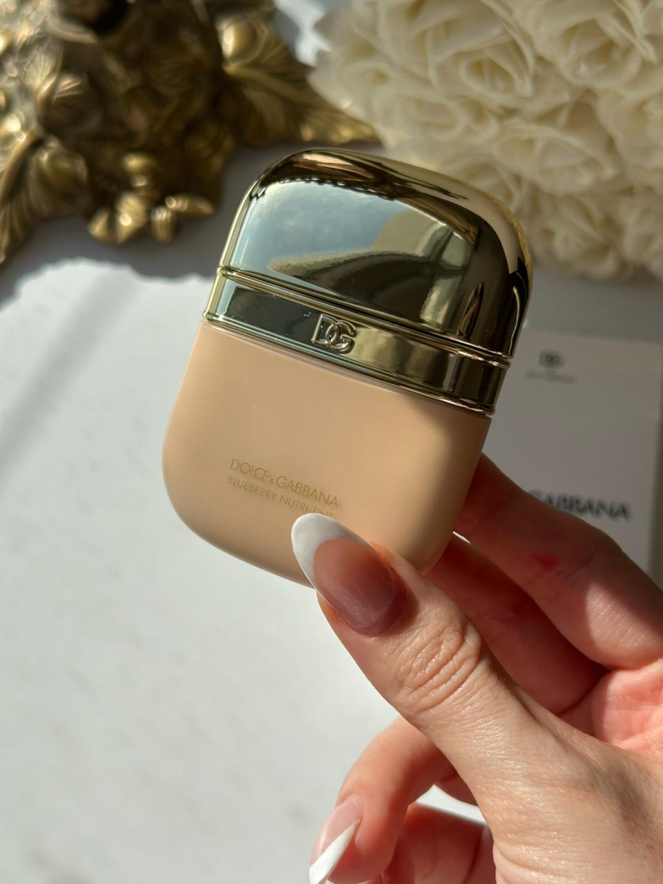 DOLCE&GABBANA Blueberry Nutri-Tint (10N)
Hydra-Glow & Fresh Skin Tint Sunscreen Broad Spectrum SPF20