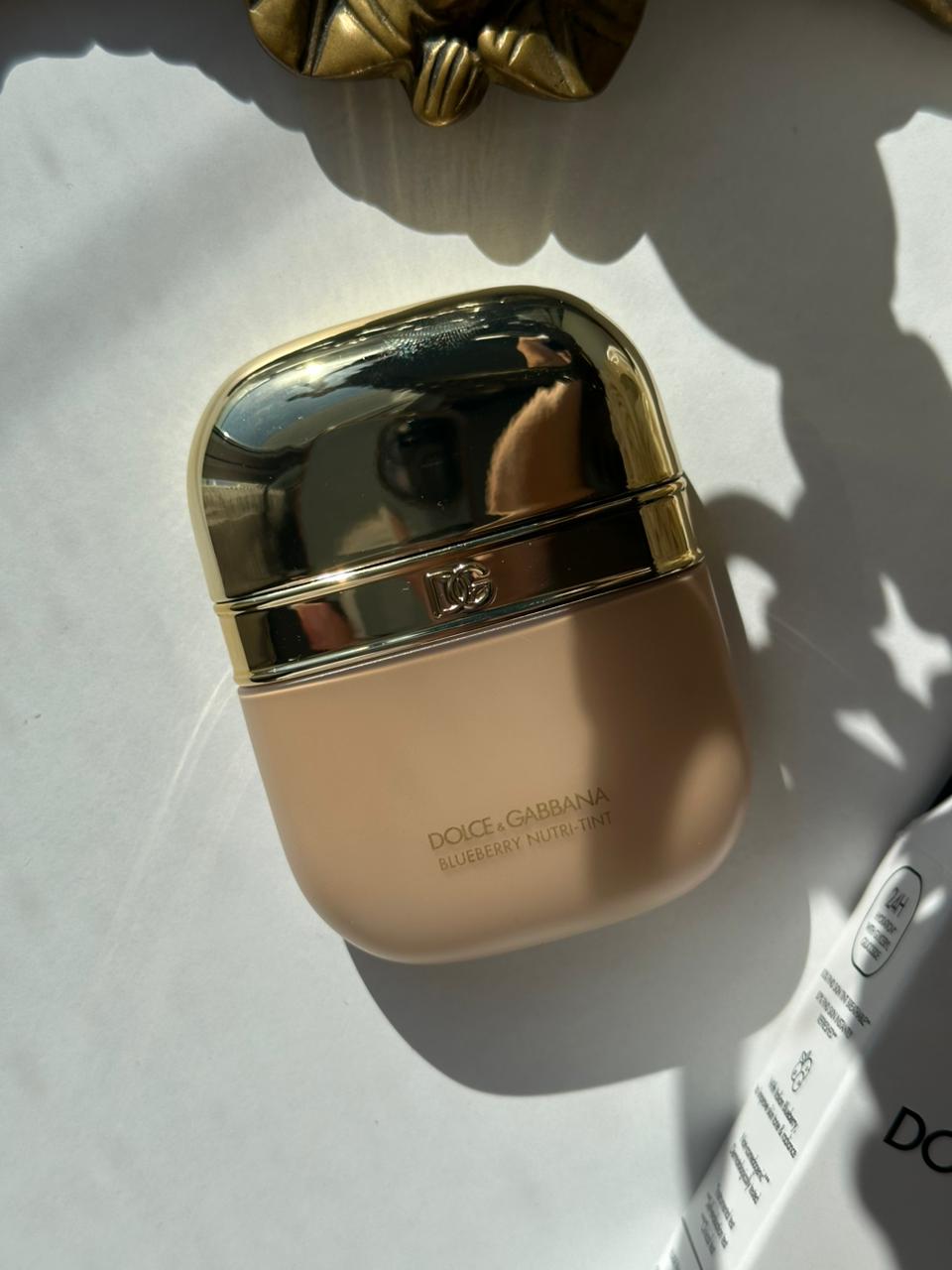 DOLCE&GABBANA Blueberry Nutri-Tint (10N)
Hydra-Glow & Fresh Skin Tint Sunscreen Broad Spectrum SPF20