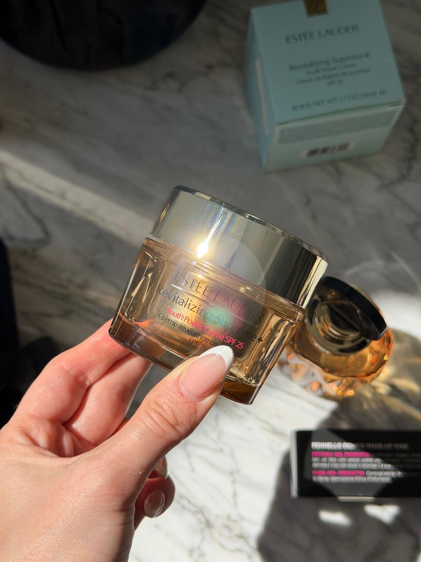 ESTEE LAUDER Revitalizing Supreme+
Youth Power Creme SPF25