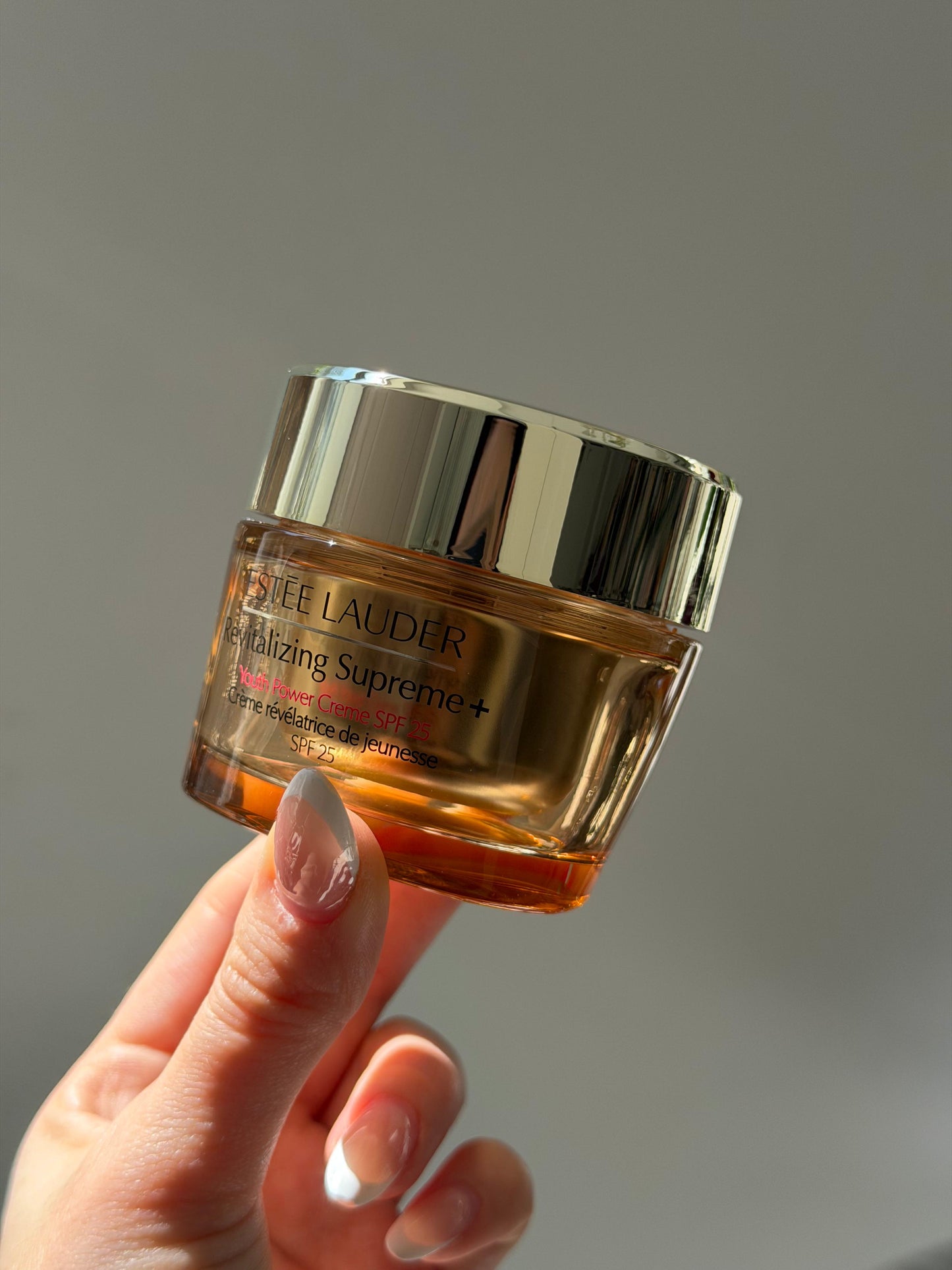ESTEE LAUDER Revitalizing Supreme+
Youth Power Creme SPF25