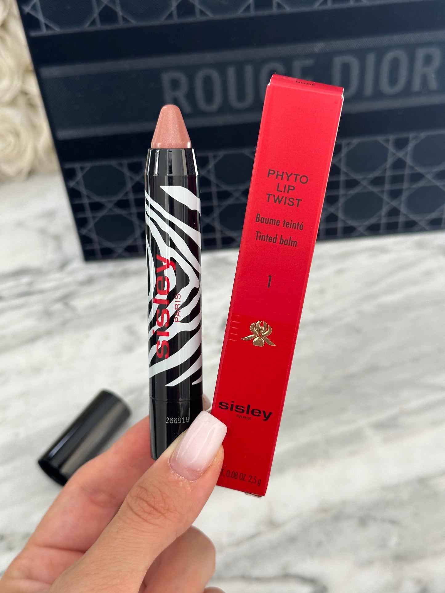 SISLEY Phyto-Lip Twist Tinted Balm (1)