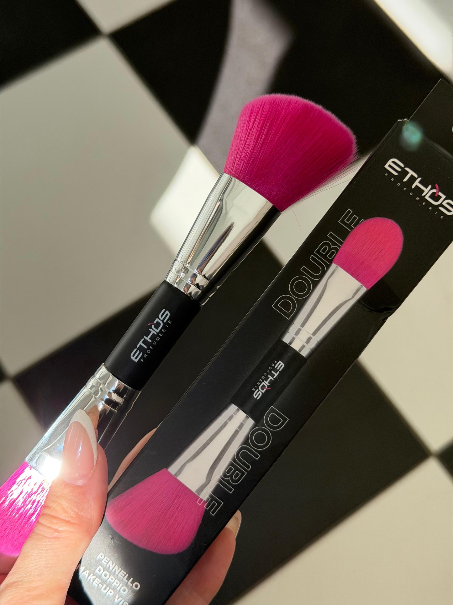 ETHOS Double-Ended Foundation Brush