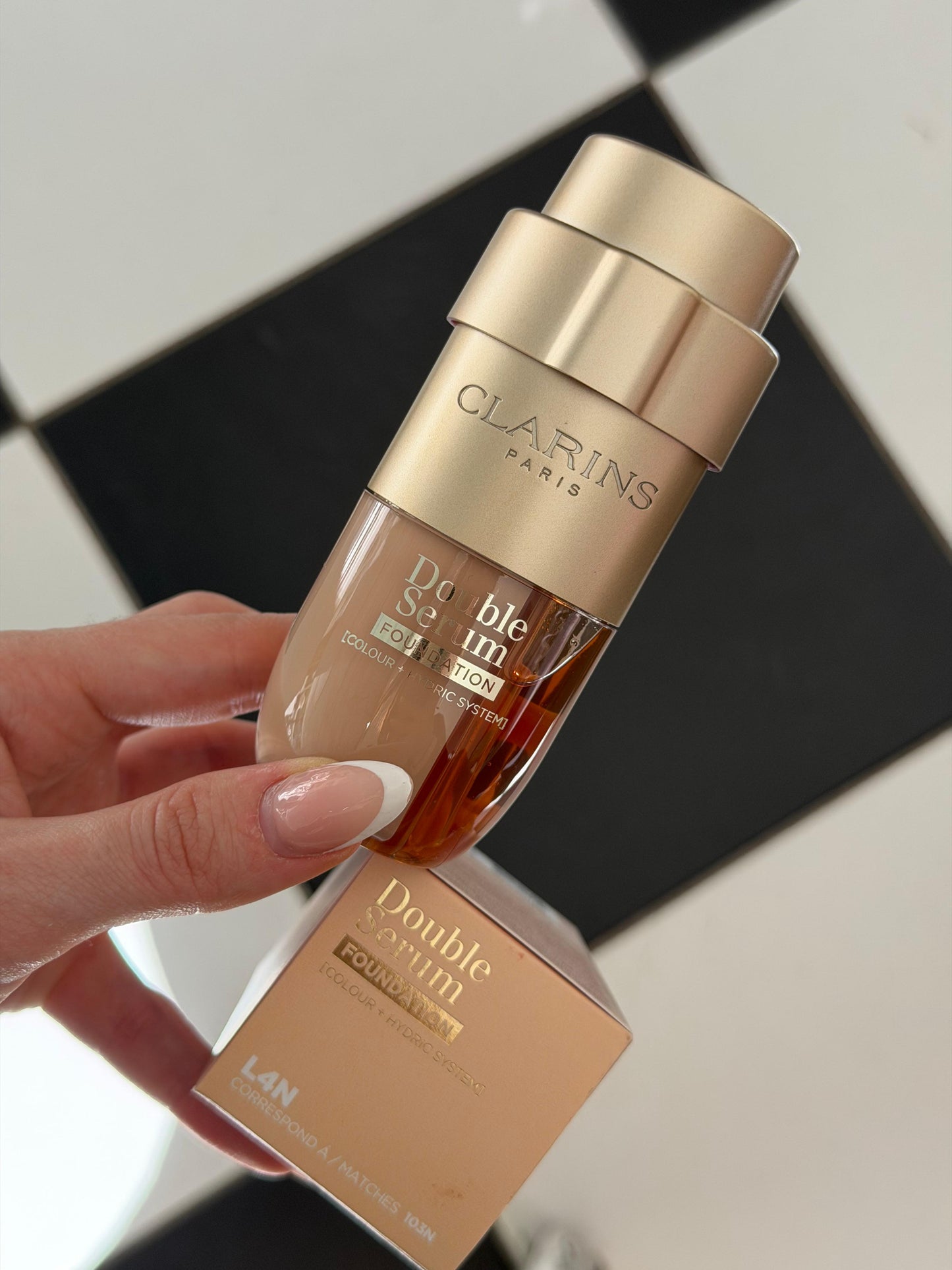 CLARINS Double Serum 2in1 Hybrid Foundation (L4N)