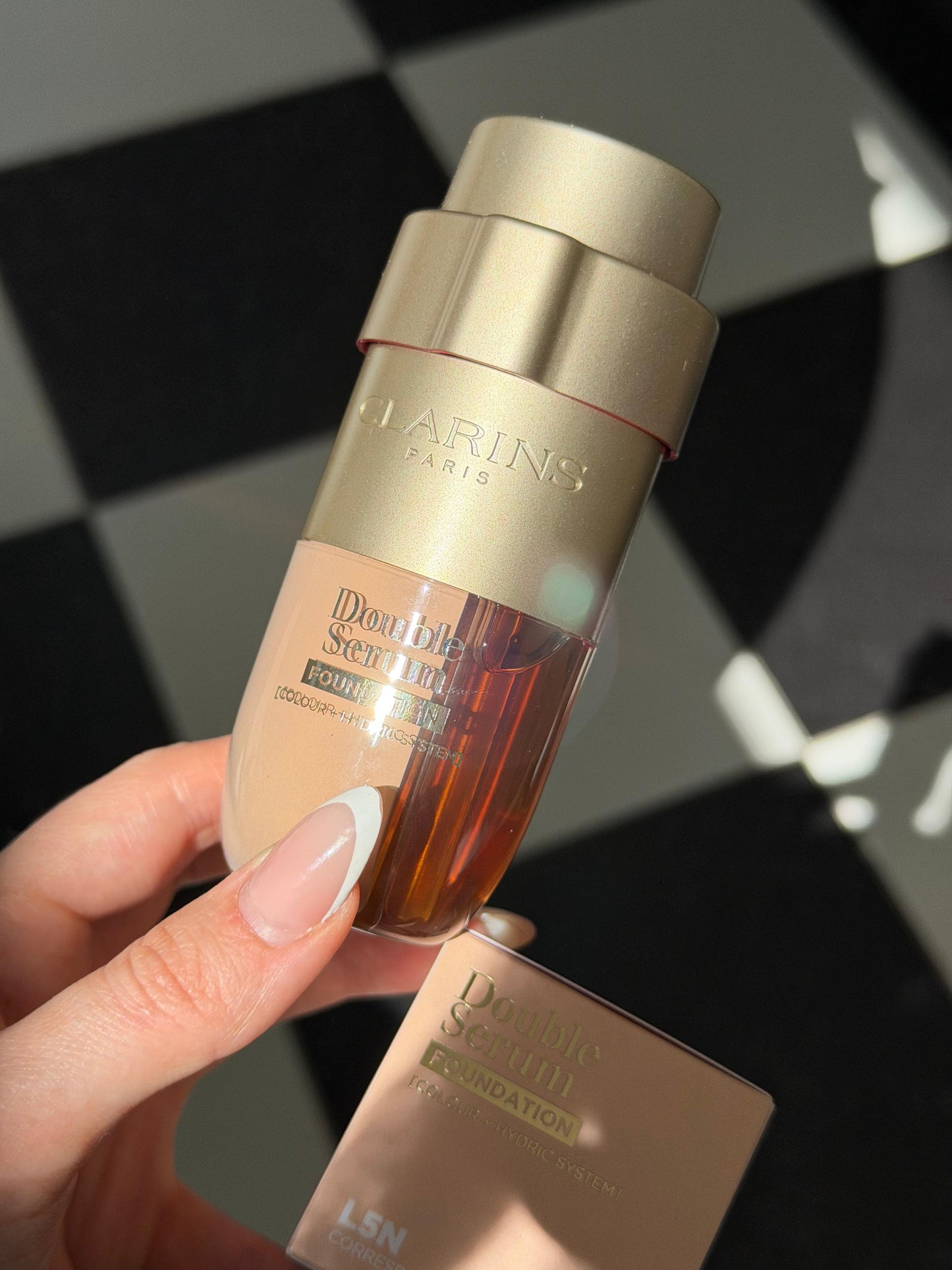 CLARINS Double Serum 2in1 Hybrid Foundation (L5N)