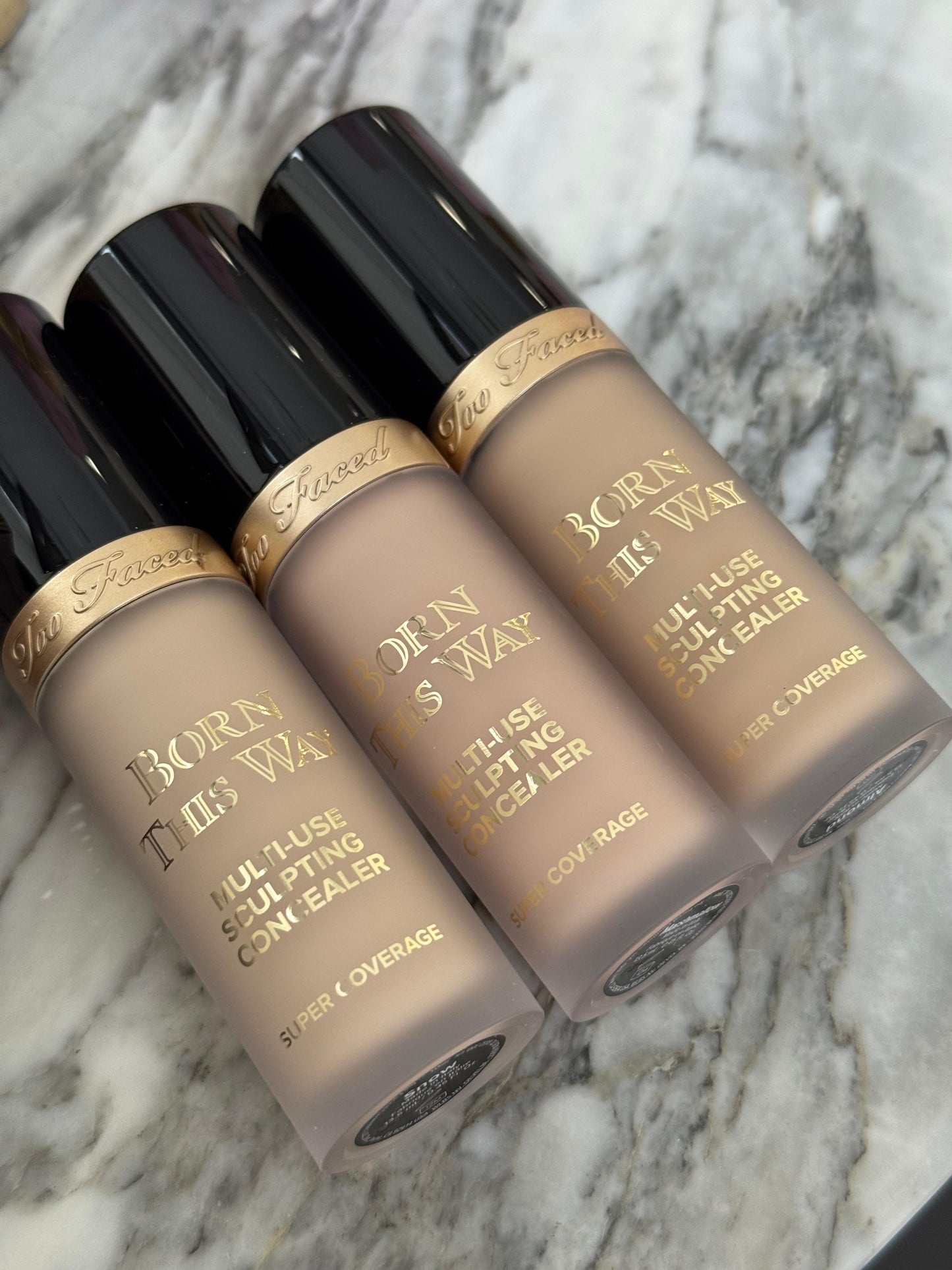 TOO FACED Born This Way Super Coverage Multi-Use Concealer
Flawless, Hydrating, Longwearing